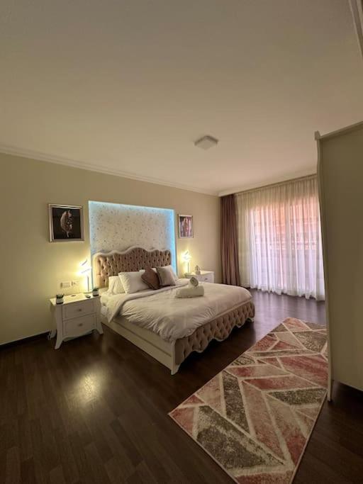 Presidential Suite Near City Star 3 Bed Apartment