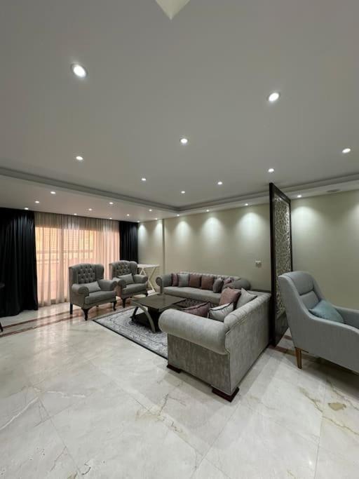 Presidential Suite Near City Star 3 Bed Apartment