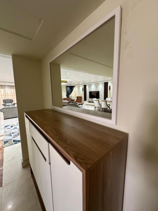 Presidential Suite Near City Star 3 Bed Apartment