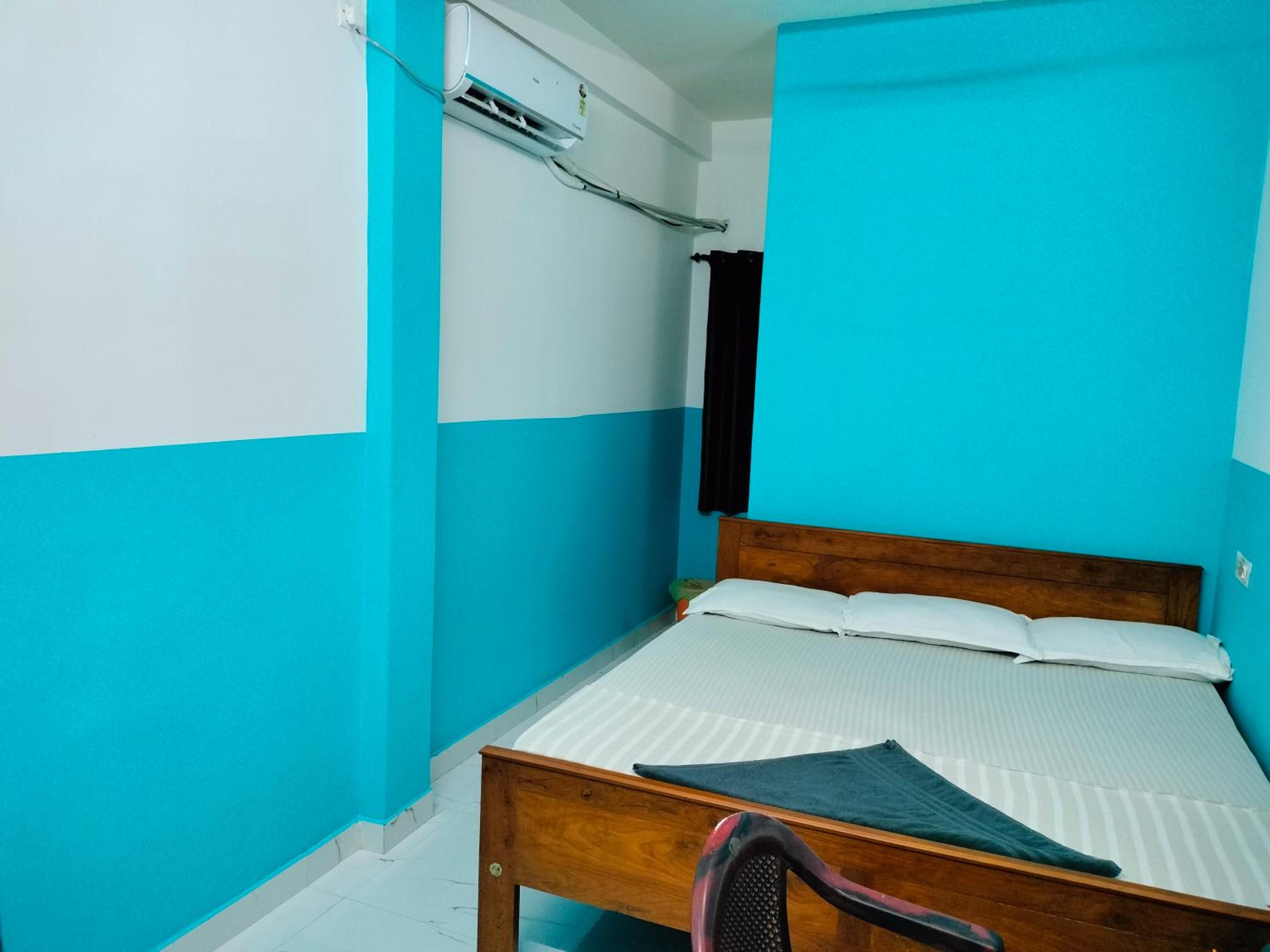 Teja Residency