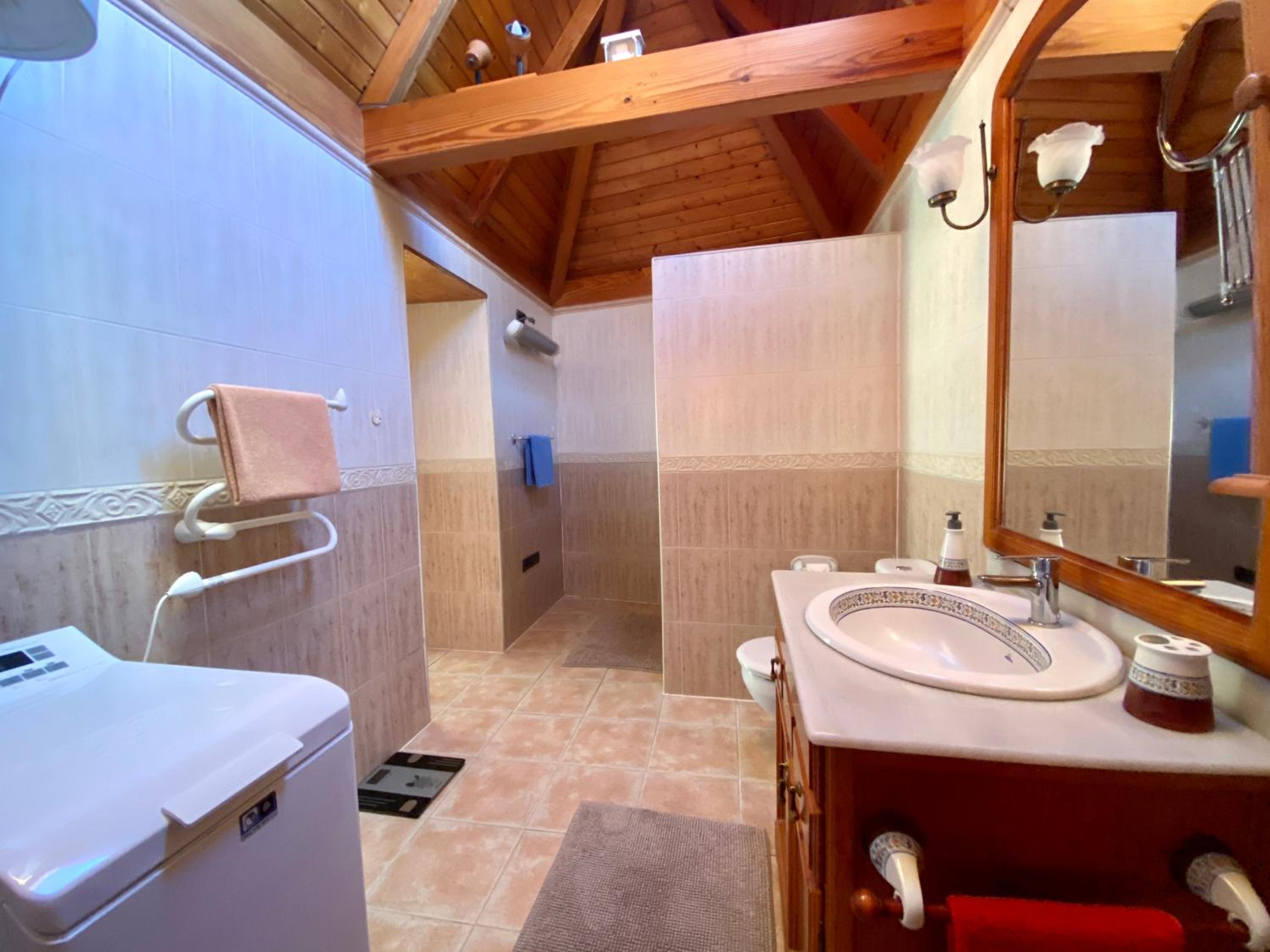 Finca Tenerife - Authentisches kanarisches Haus mit Traumblick, tropischem Garten und Sauna