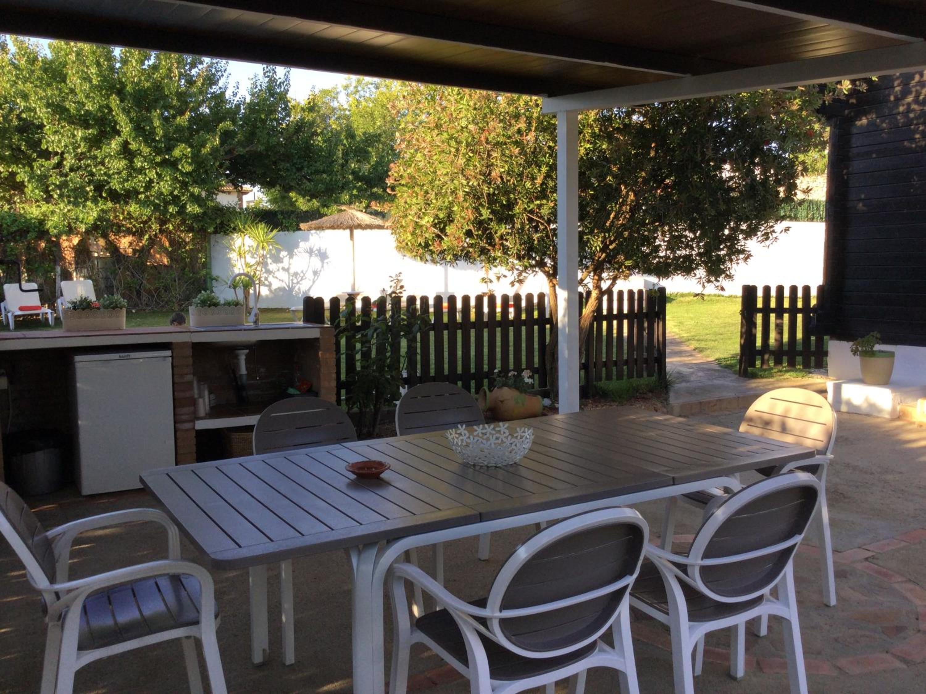 outdoor amenities