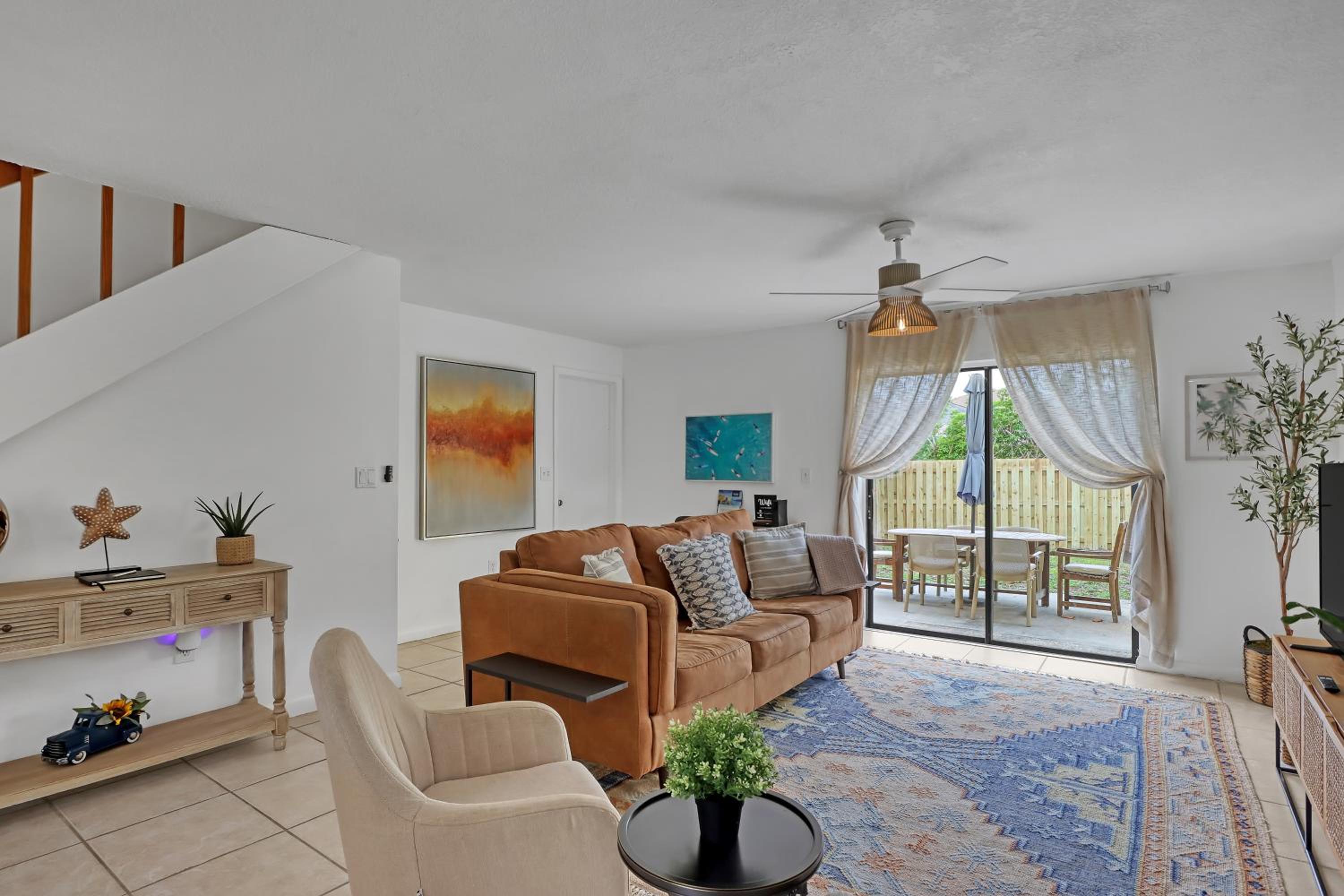 Titusville Vacations - Spacious Townhome 5 Mins Walk to Beach - Property Image 1