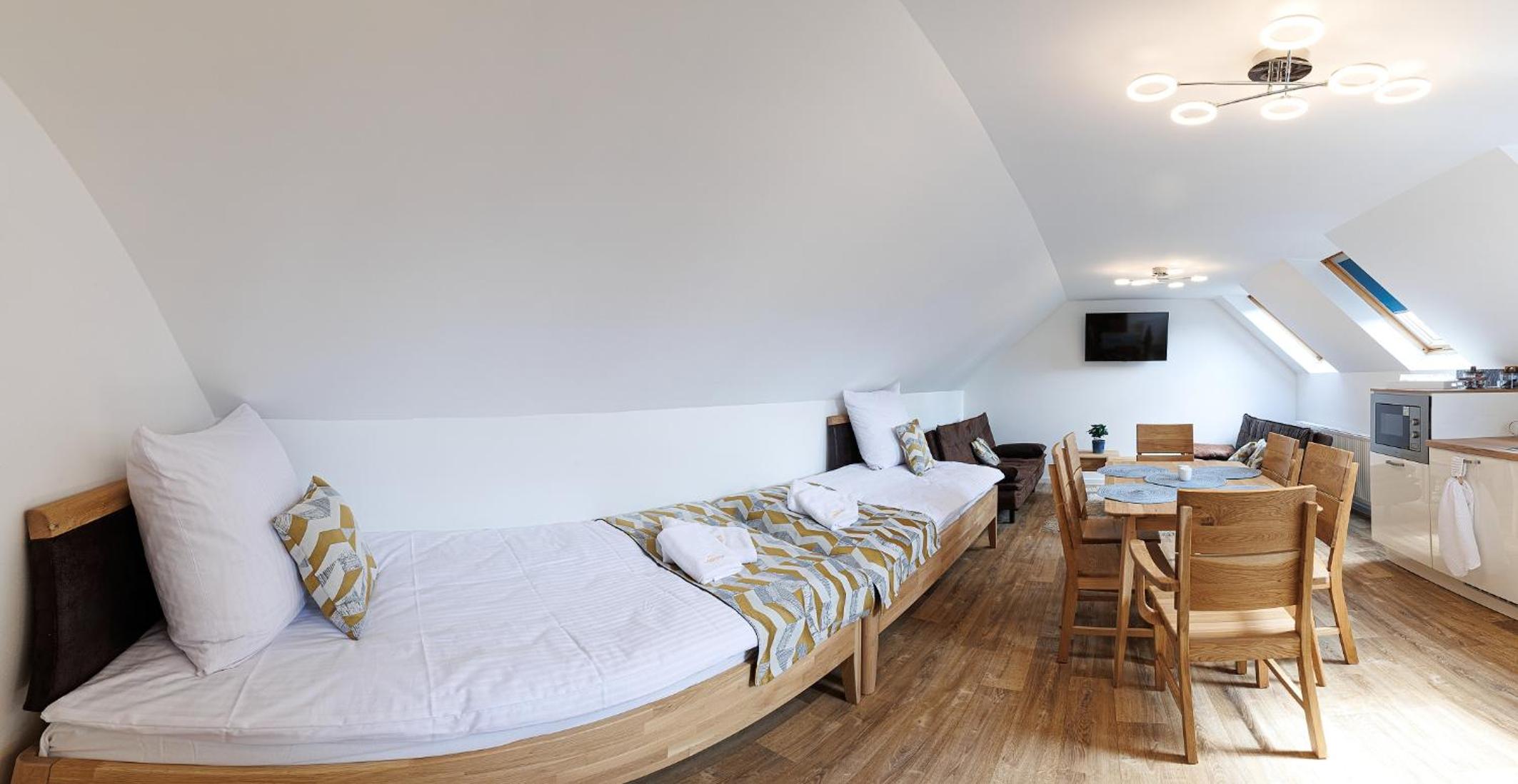 APARTMÁNY Sninský dvor view 4