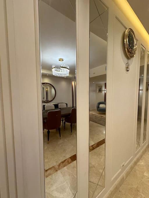 Royal Suite near City Star Mall 3 Bedroom Apart