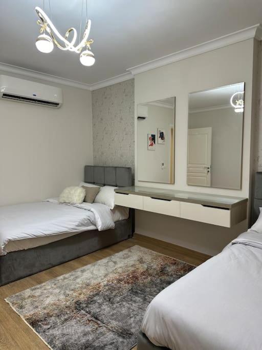 Royal Suite near City Star Mall 3 Bedroom Apart