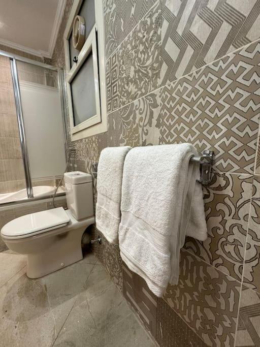 Royal Suite near City Star Mall 3 Bedroom Apart