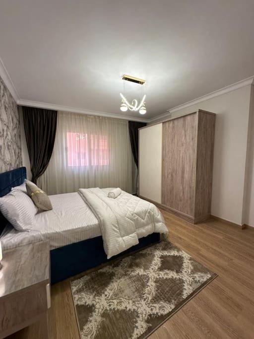 Royal Suite near City Star Mall 3 Bedroom Apart