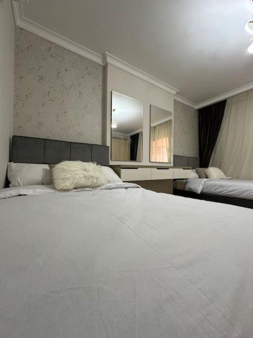 Royal Suite near City Star Mall 3 Bedroom Apart