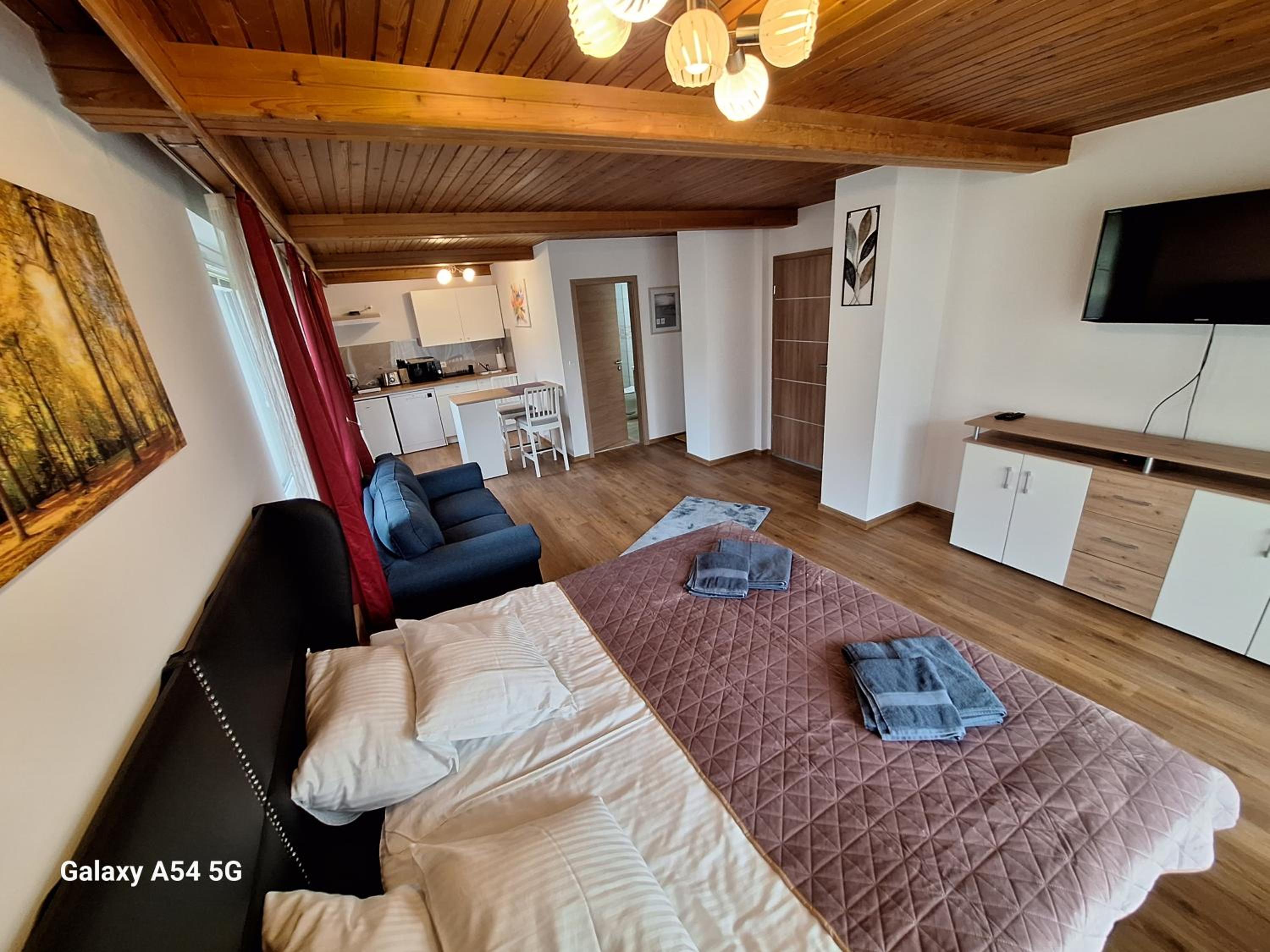 APARTMENT PETEK
