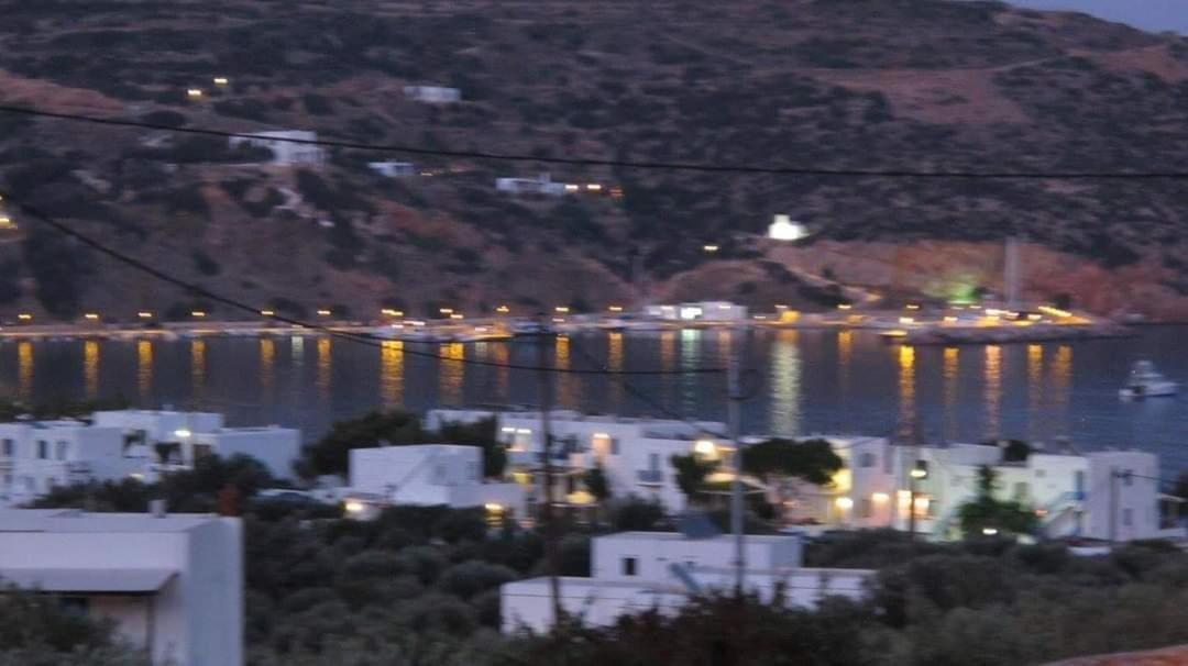 Theasis Sifnos Apartments