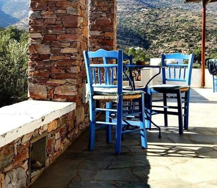 Theasis Sifnos Apartments