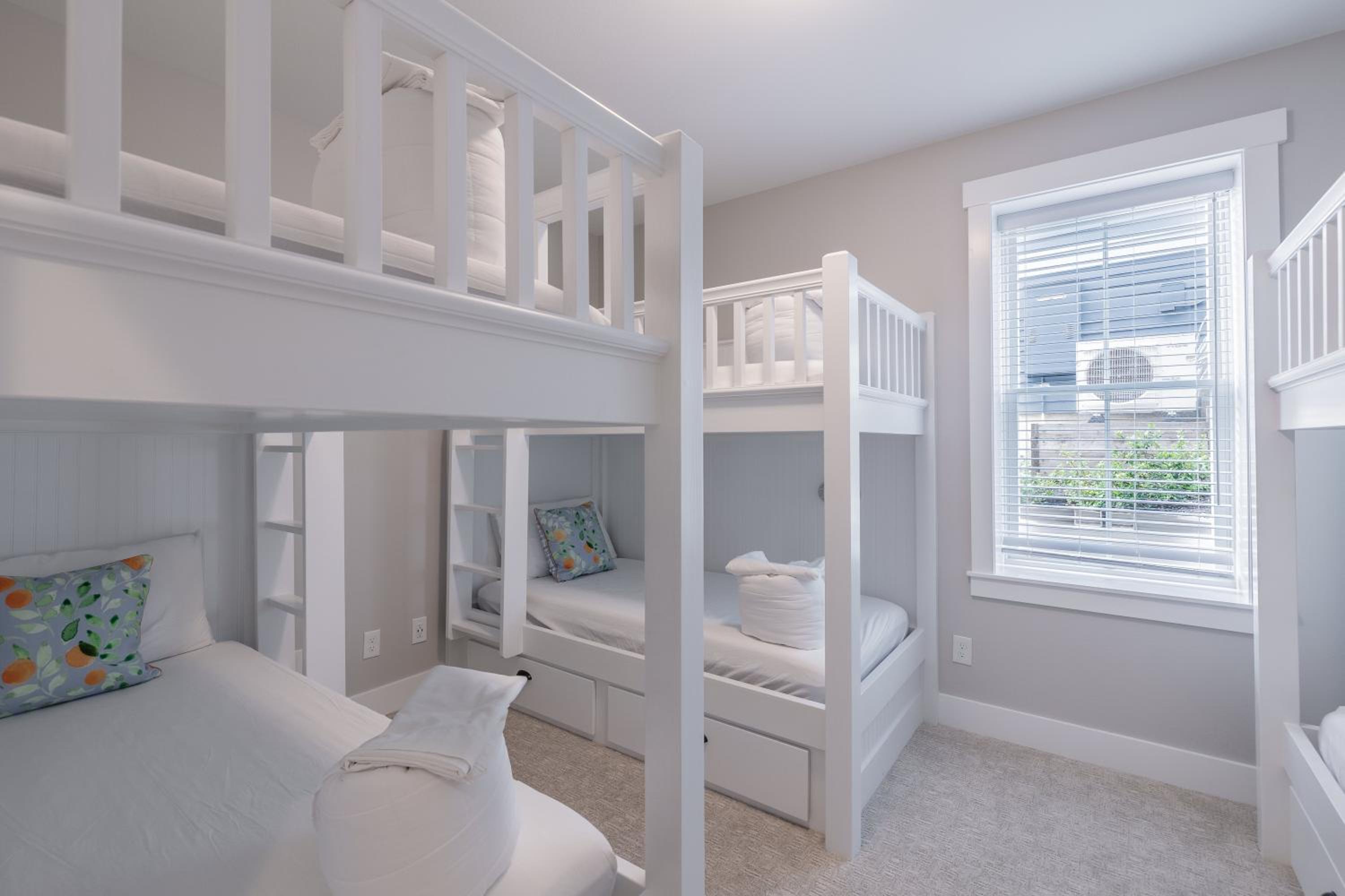 The Laurelhurst by Seabrook Hospitality