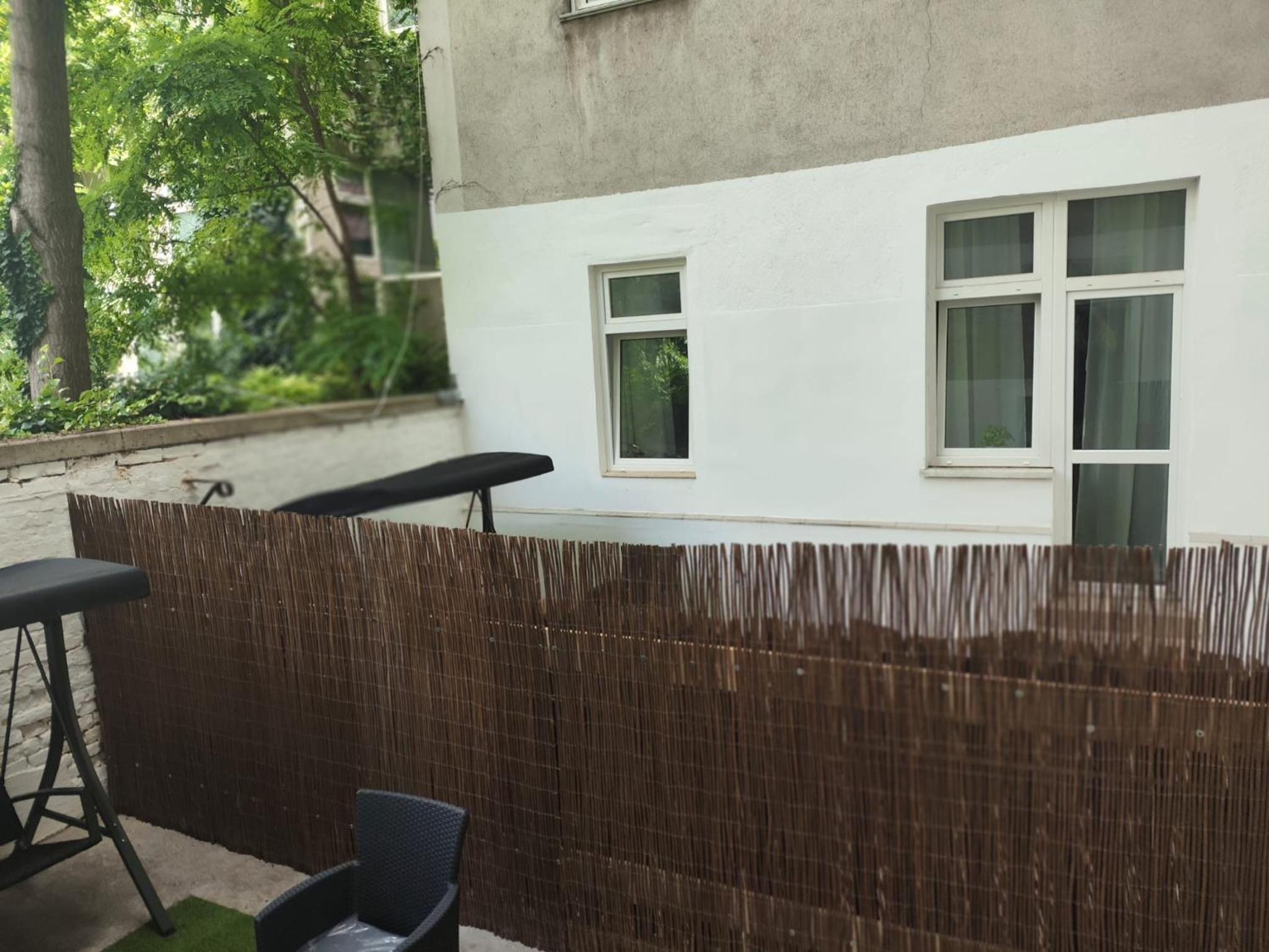 Ruby holiday home with patio