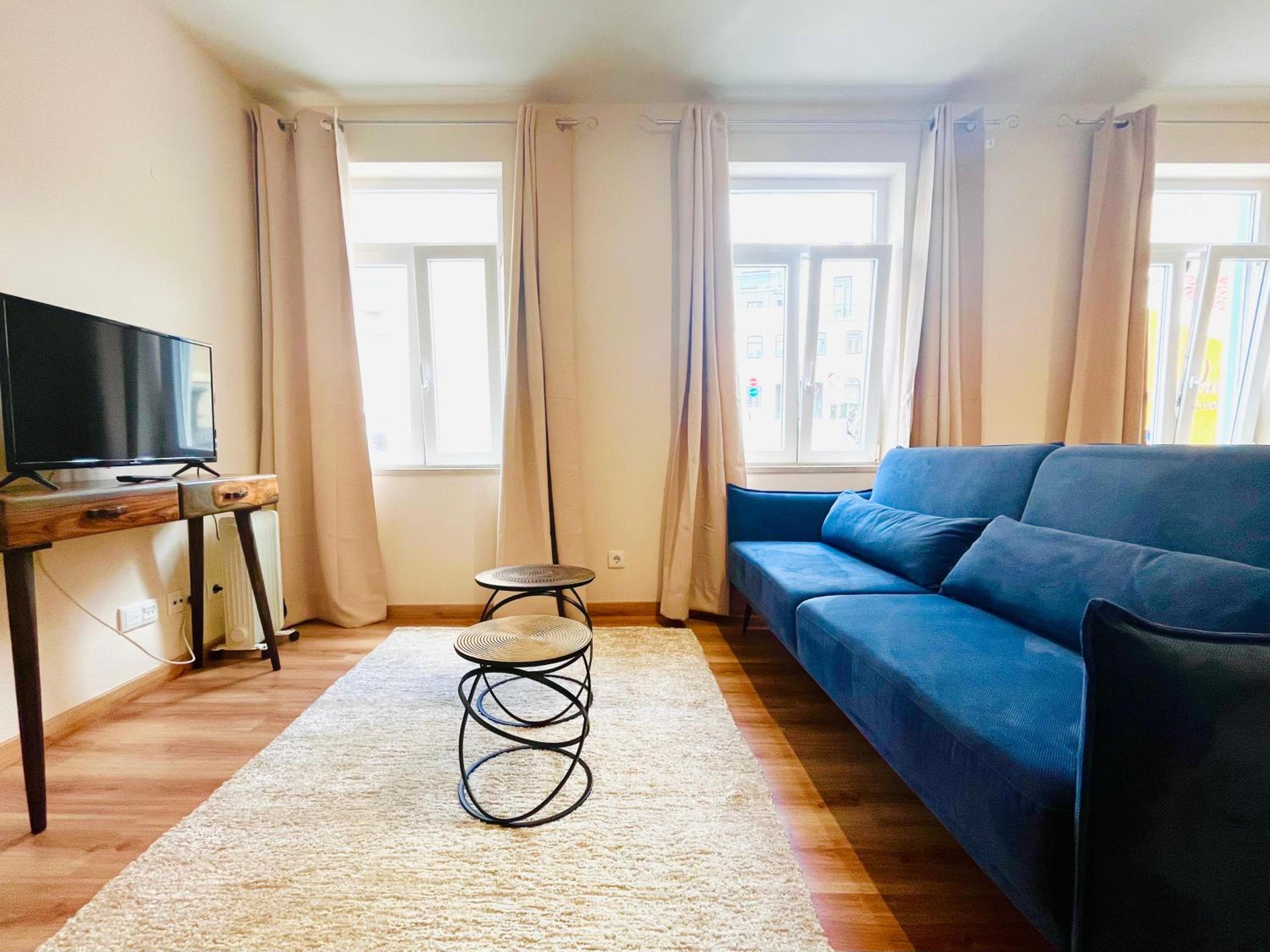 BRANDNEW Designer's 2-bed Apartment Lisbon 1011D view 2