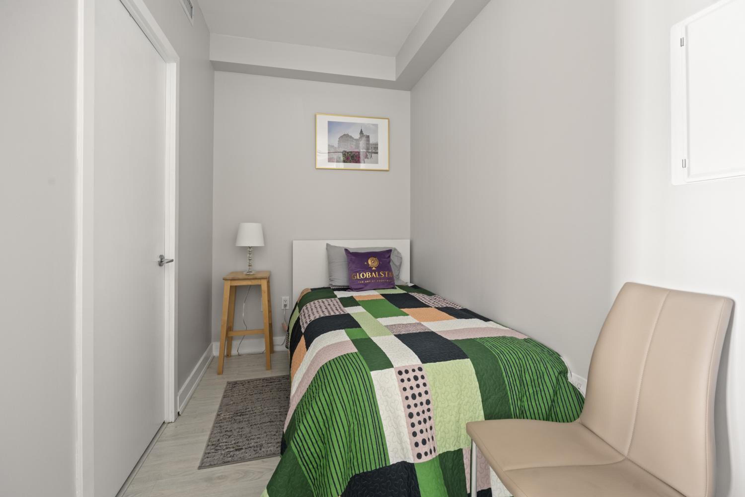 GLOBALSTAY. Elegant Downtown Apartments view 4