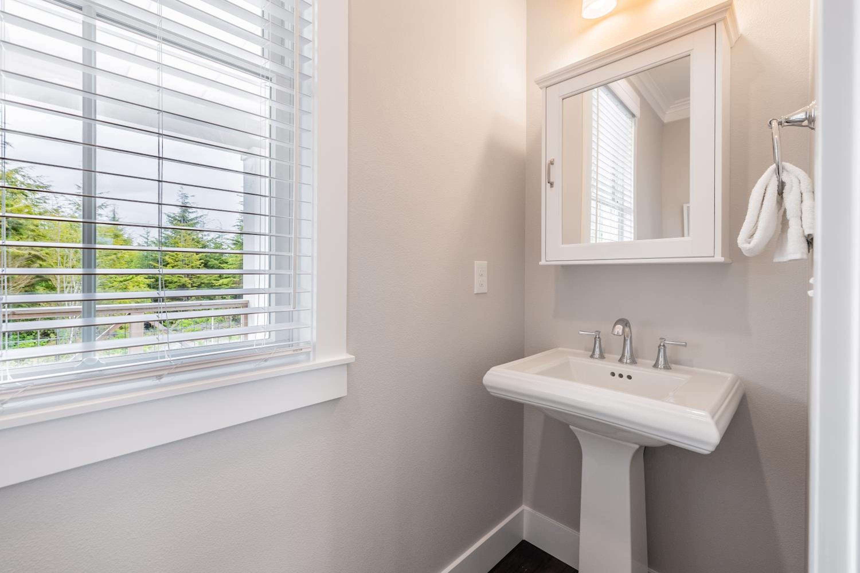 The Laurelhurst by Seabrook Hospitality