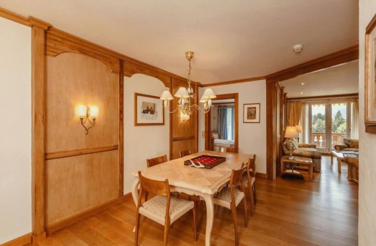 Luxurious serviced Flat in TOP 5 Star Park Hotel