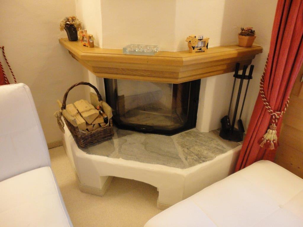 Minutes Walk from Gstaad Center - Great Apartment