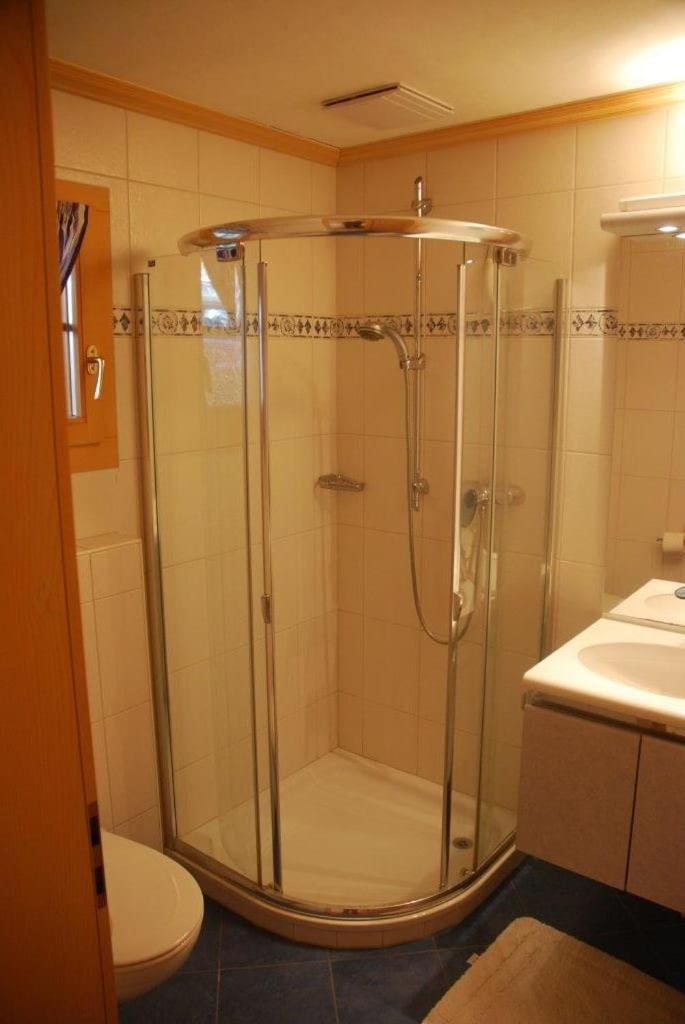 Minutes Walk from Gstaad Center - Great Apartment