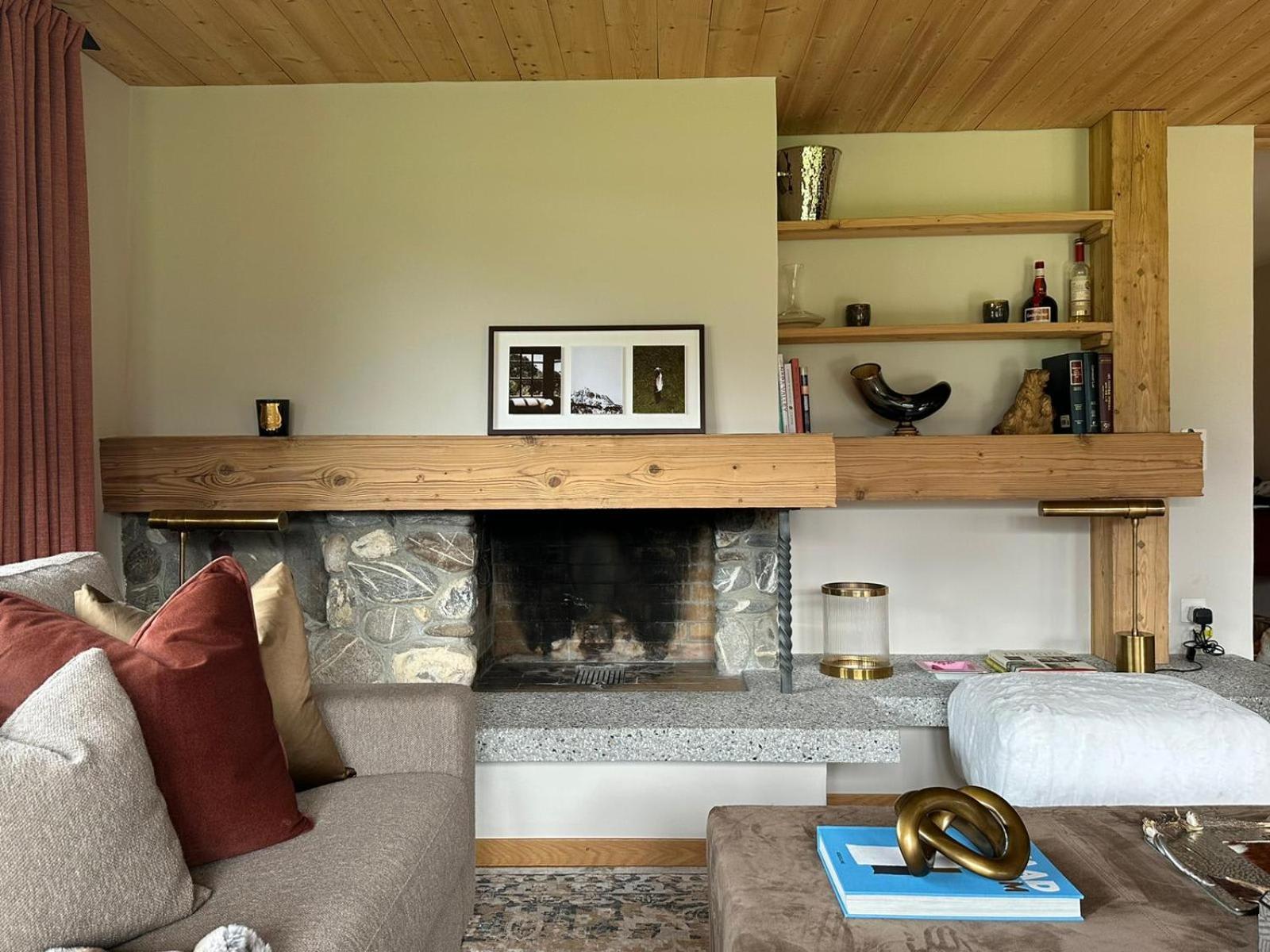 Alpine Haven 3-bedroom Chalet in Gstaad