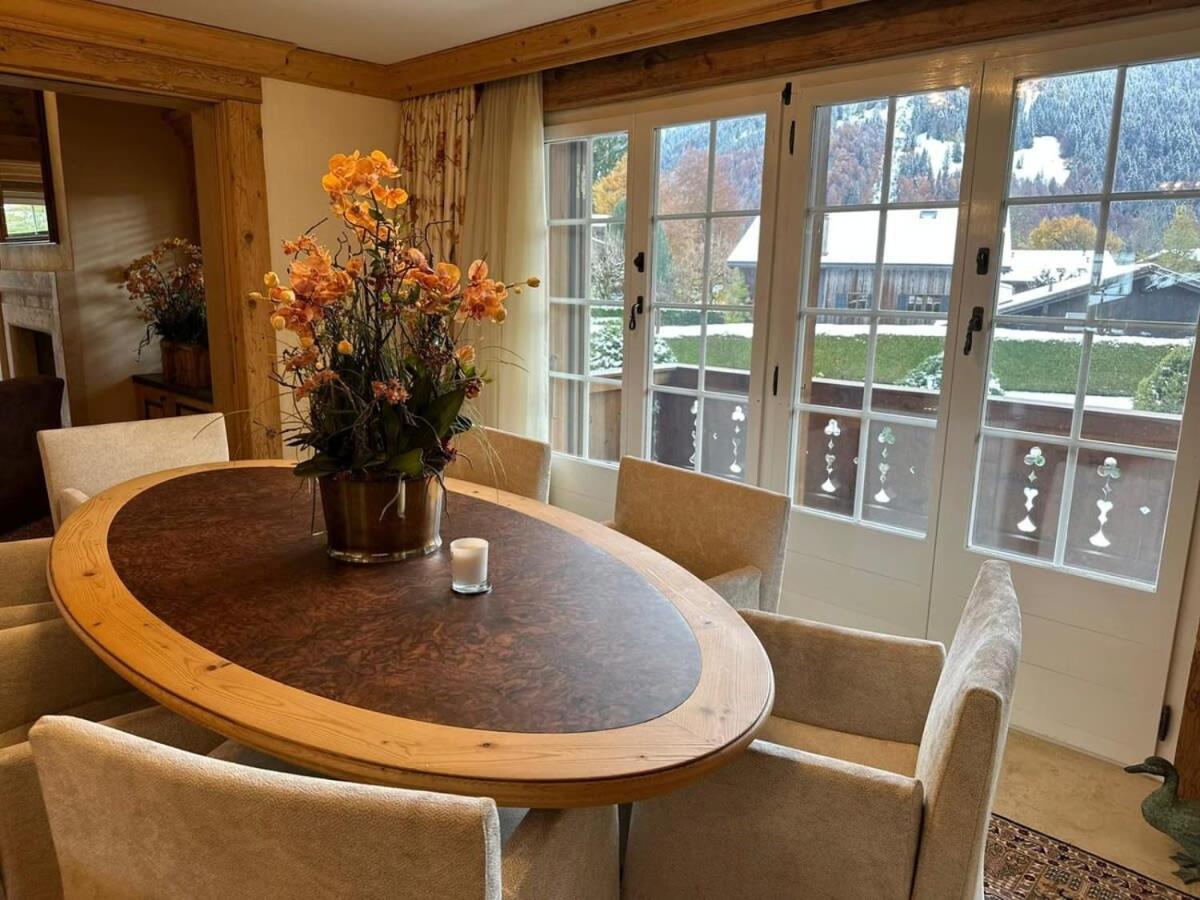 Luxury Flat Close to Park Hotel in Gstaad