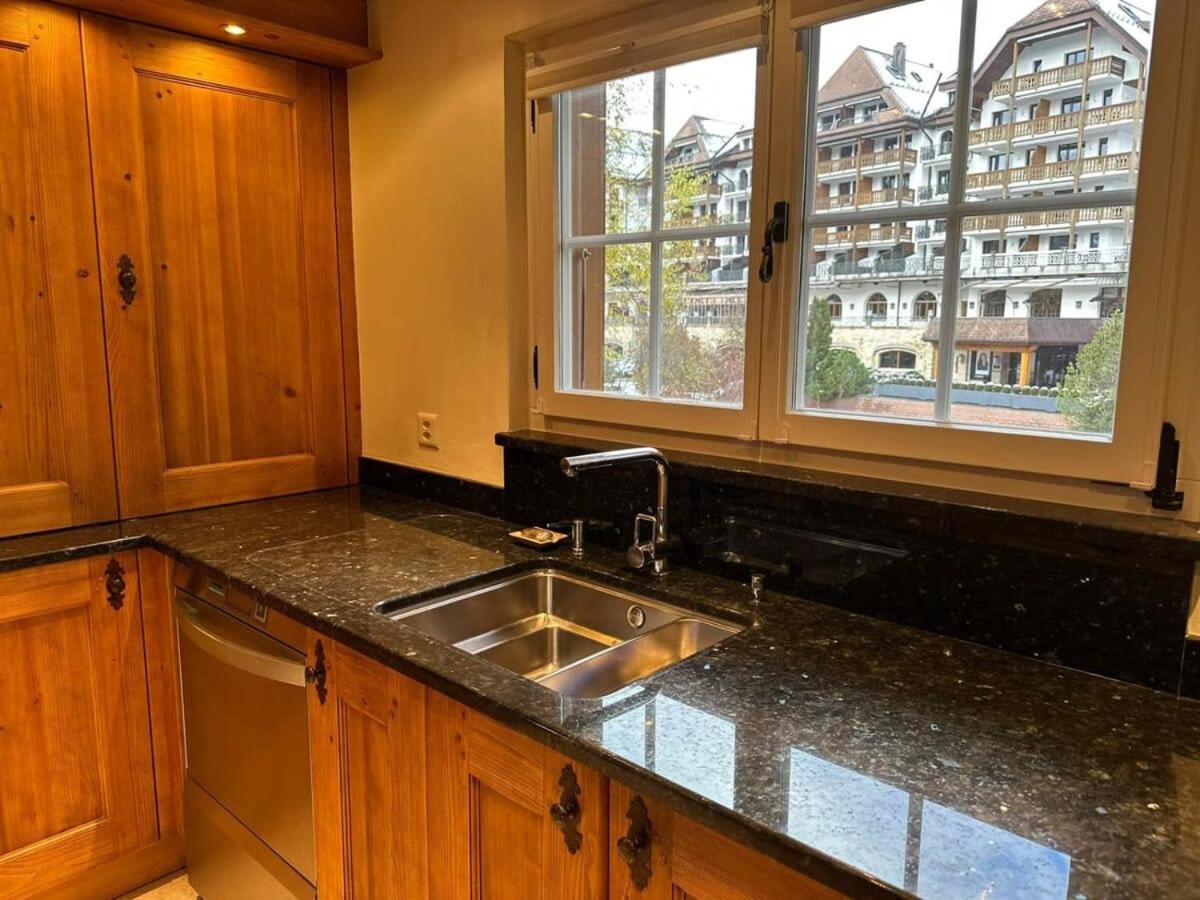 Luxury Flat Close to Park Hotel in Gstaad