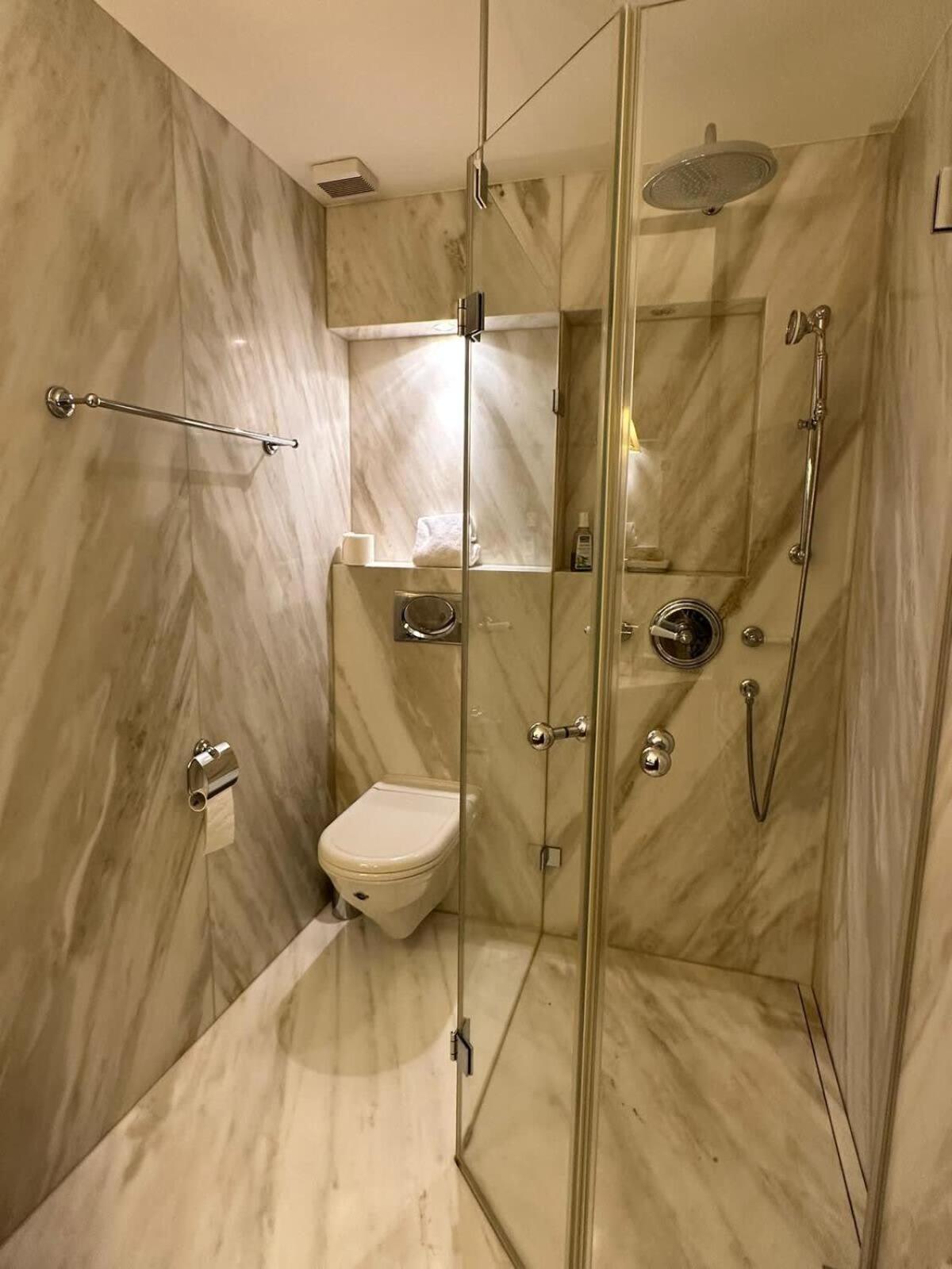Luxury Flat Close to Park Hotel in Gstaad