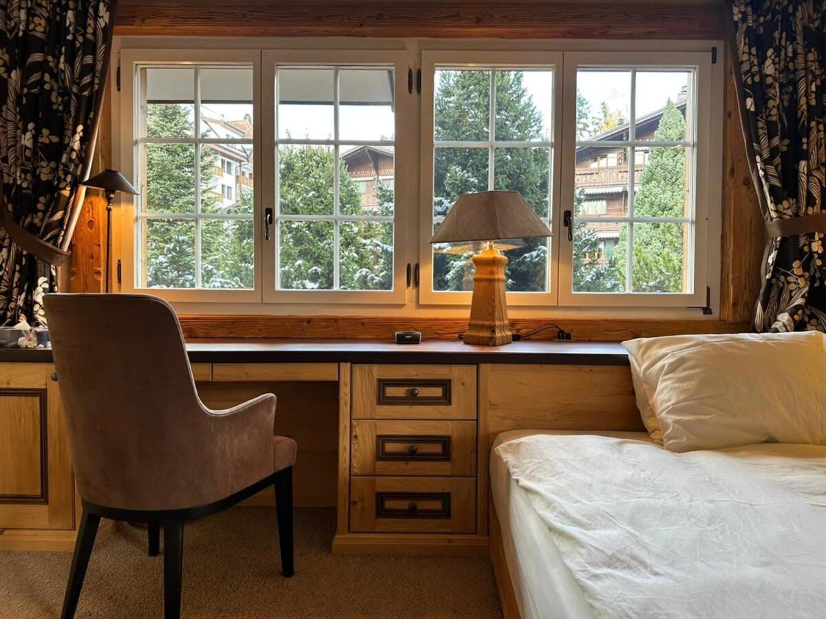 Luxury Flat Close to Park Hotel in Gstaad