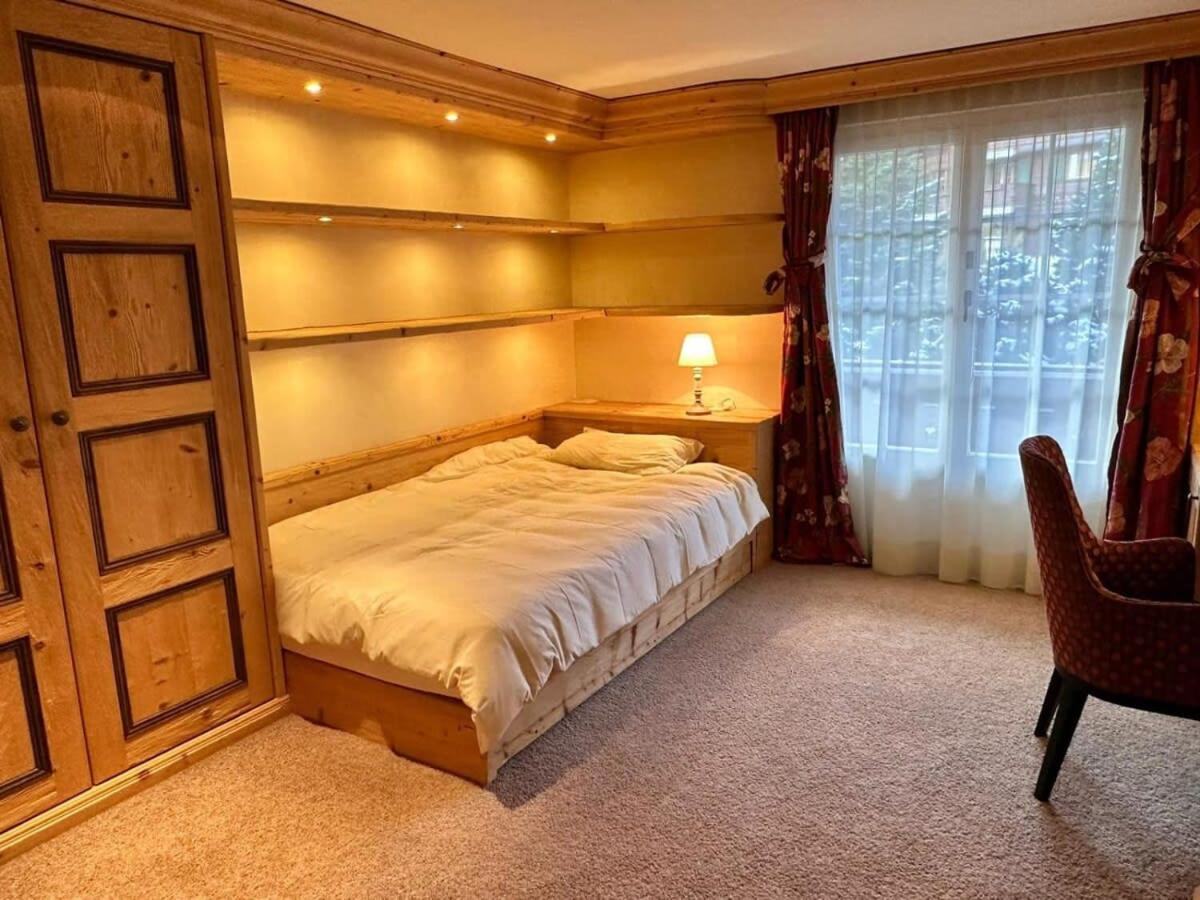 Luxury Flat Close to Park Hotel in Gstaad
