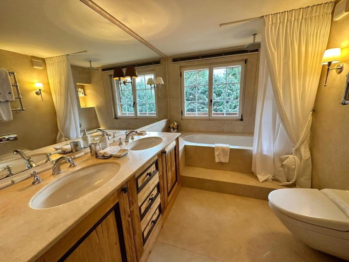 Luxury Flat Close to Park Hotel in Gstaad