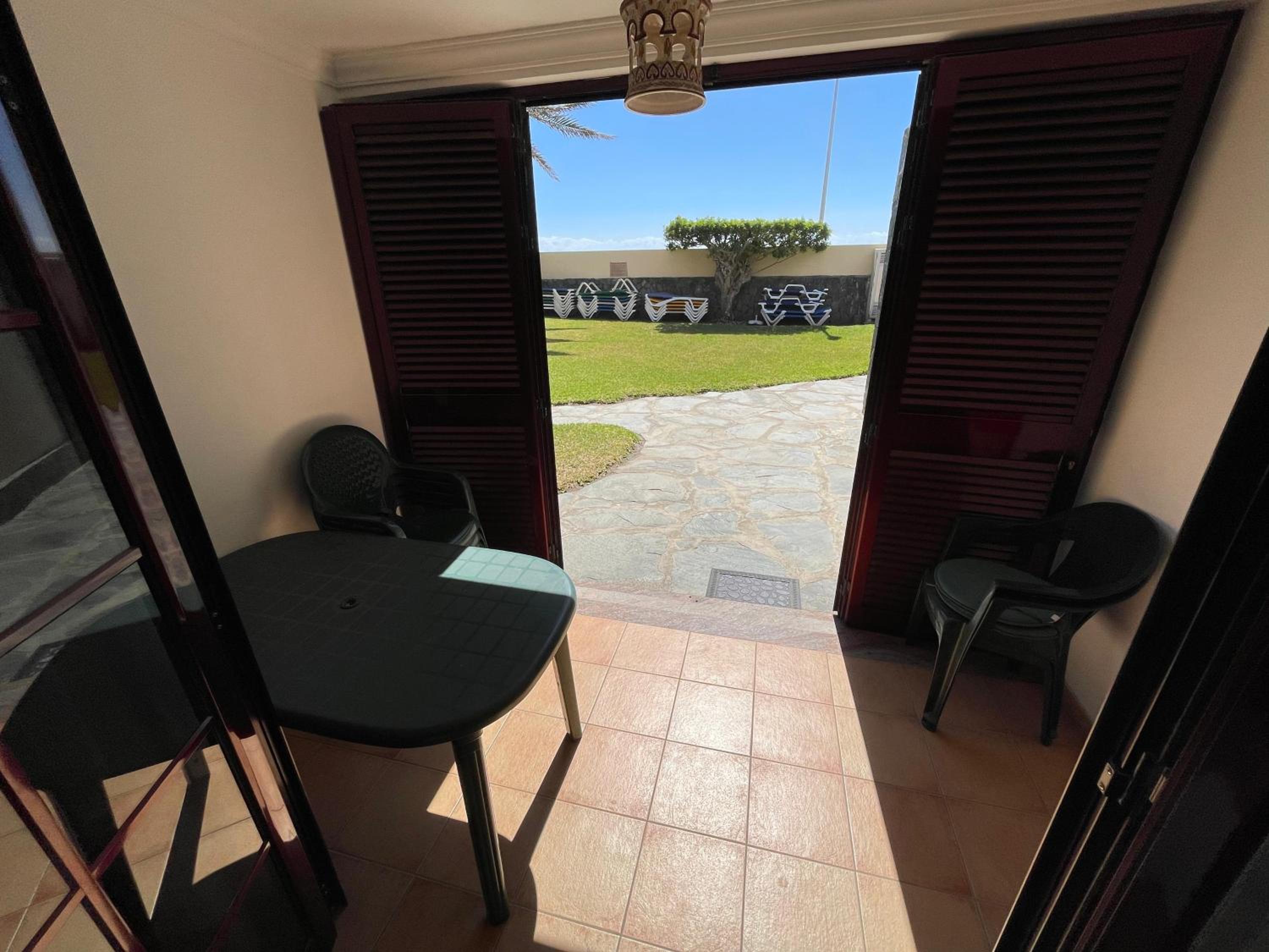 Primera línea de playa, apartamento completo