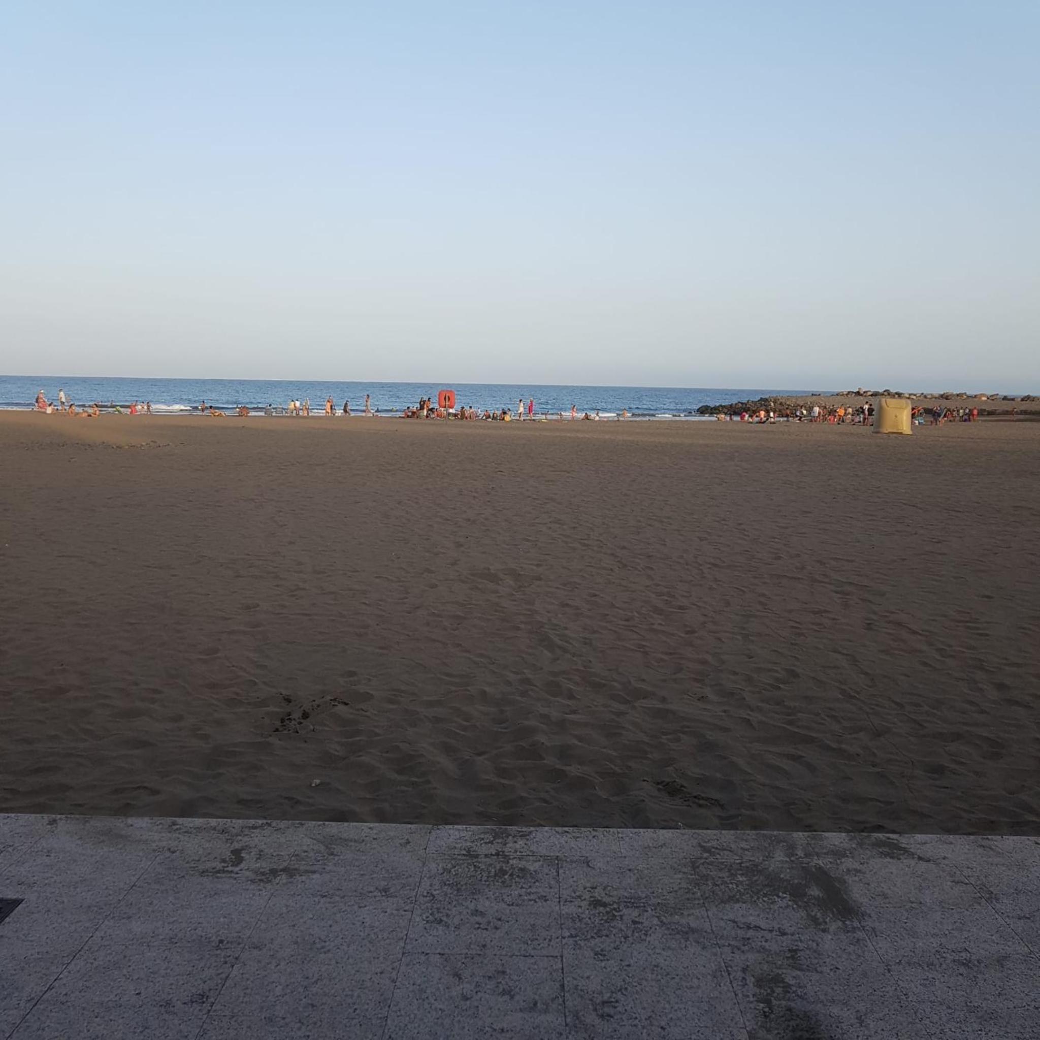 Primera línea de playa, apartamento completo