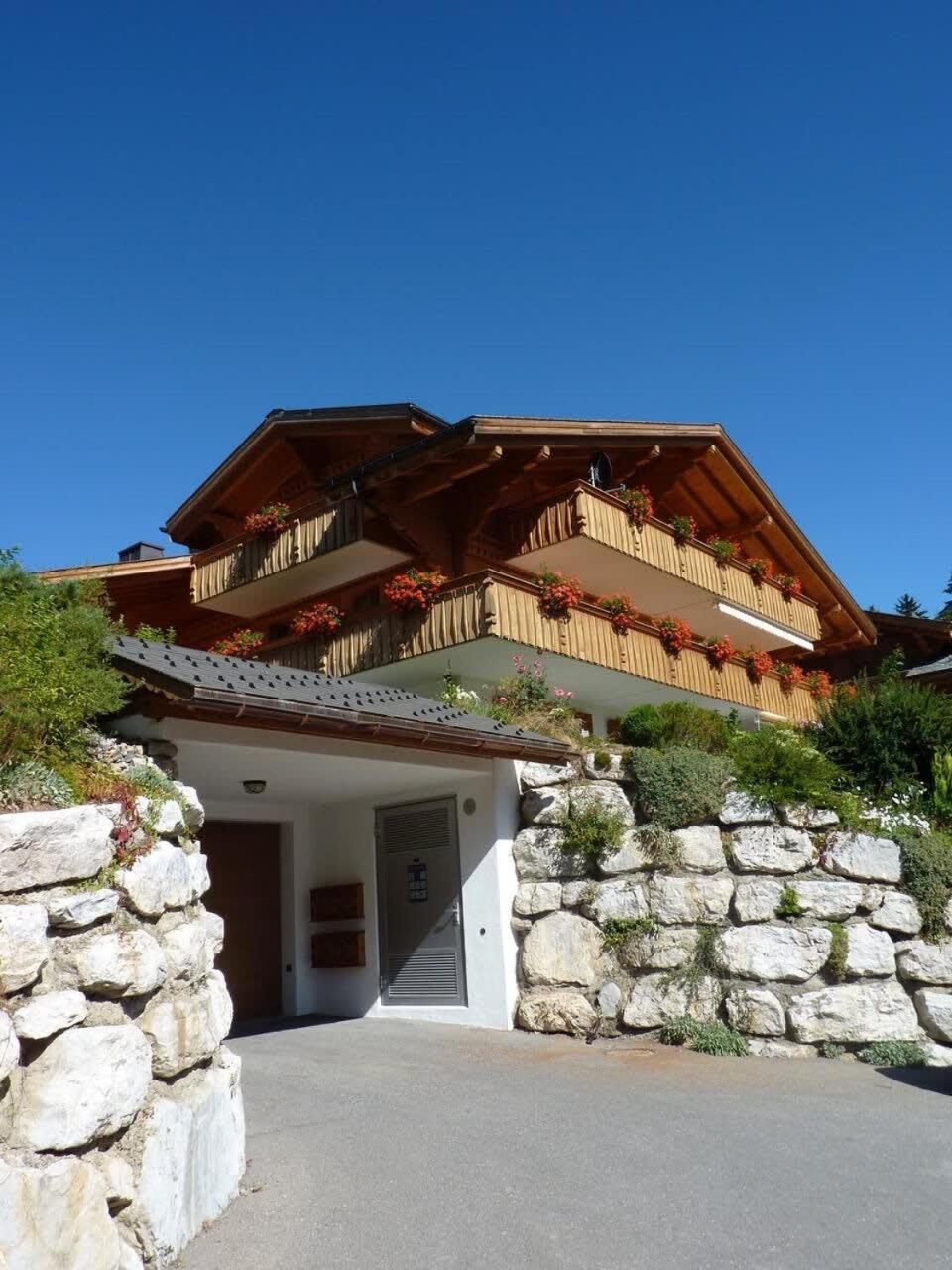 Great luxurious Flat in pitoresque Lauenen village
