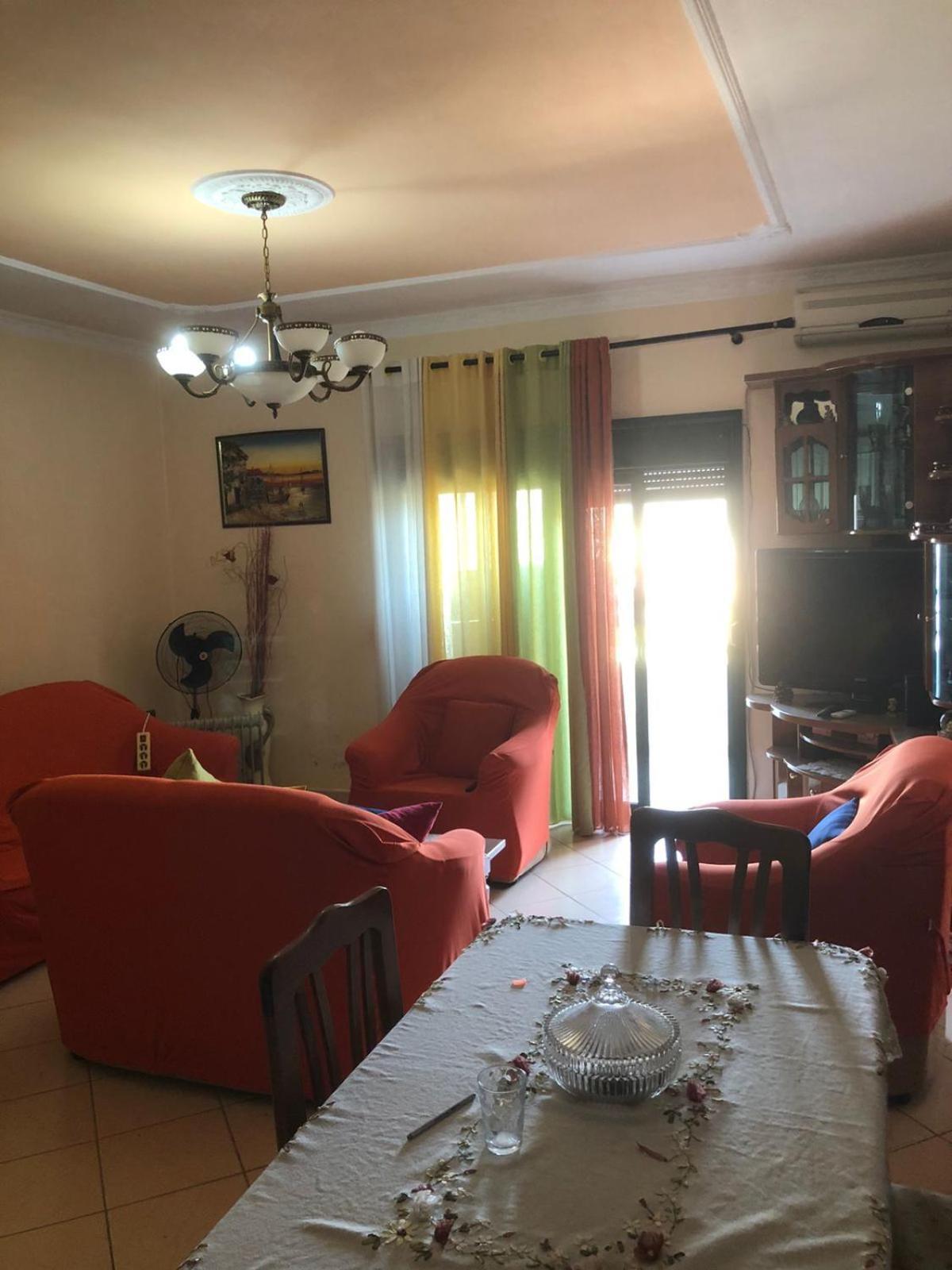 Lucas apartaments