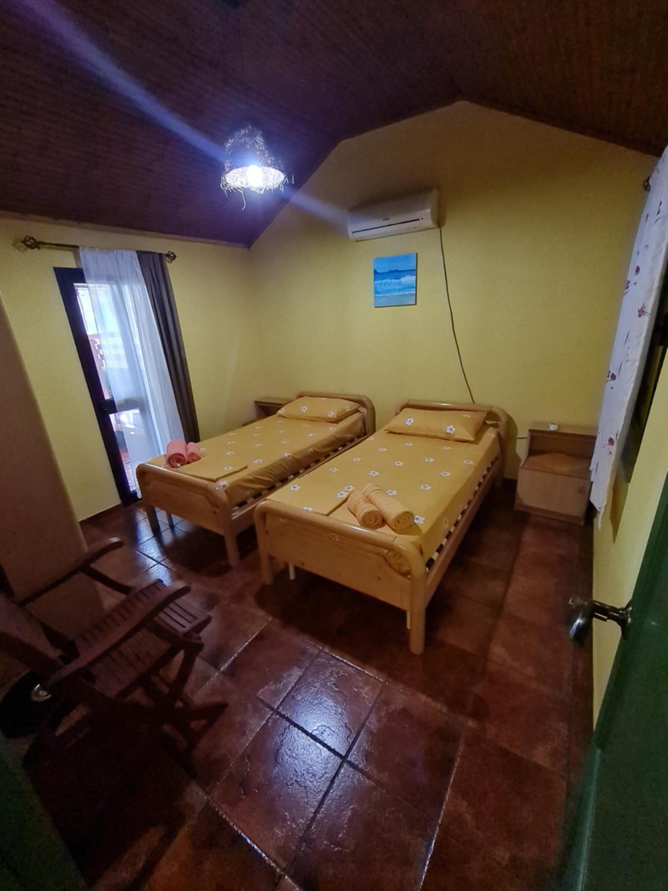 Vila 23 Qerret