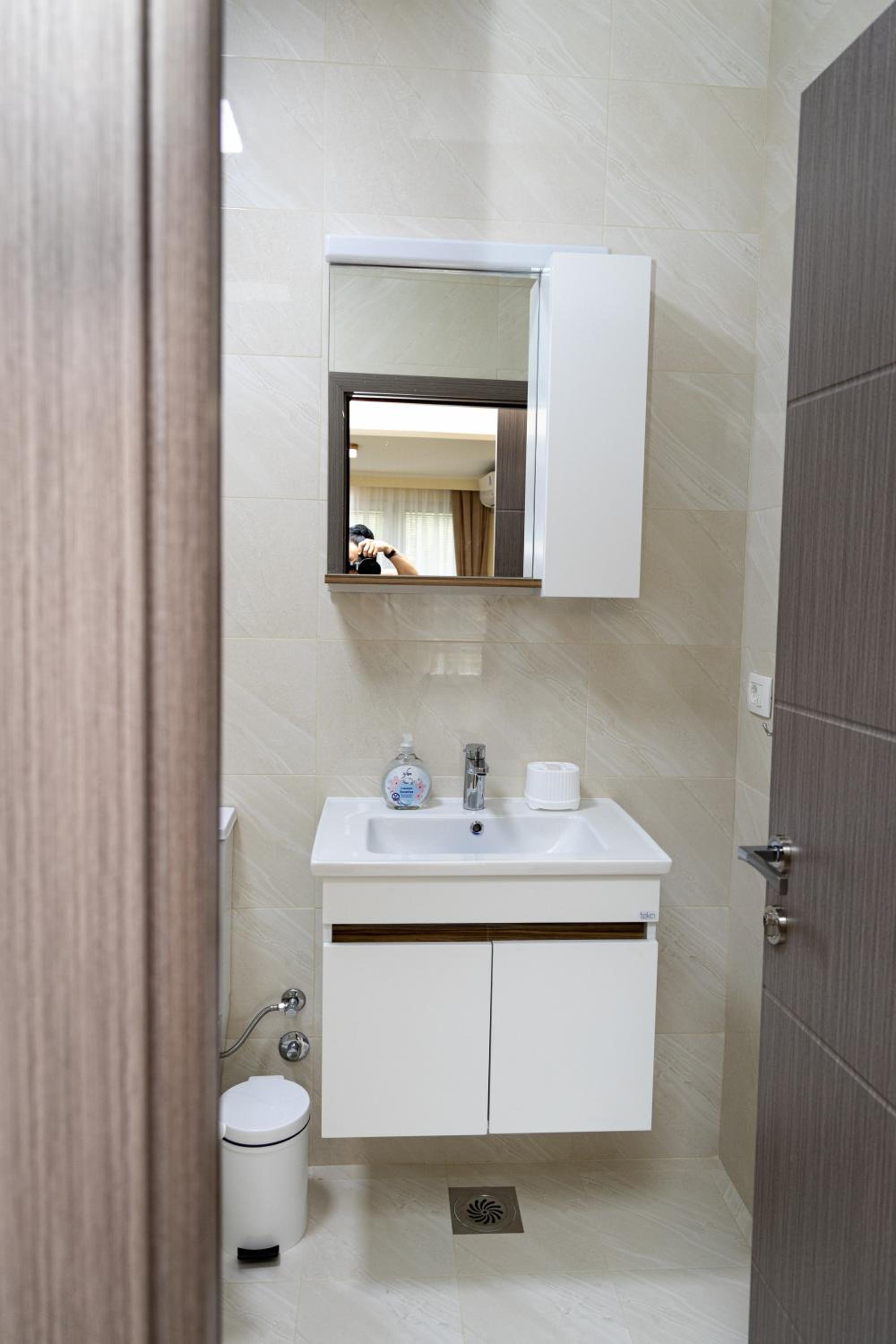 Photo 44
