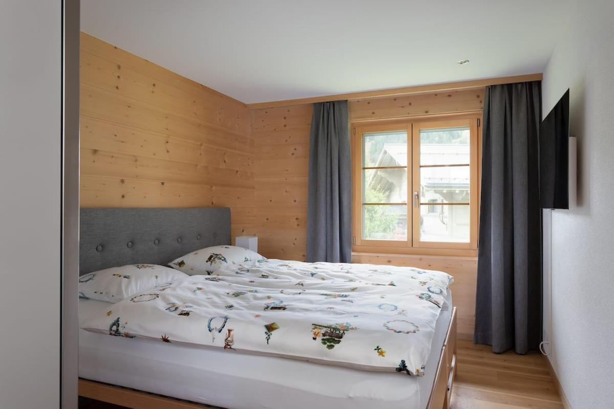 Delightfully Presented Flat with Amazing Views