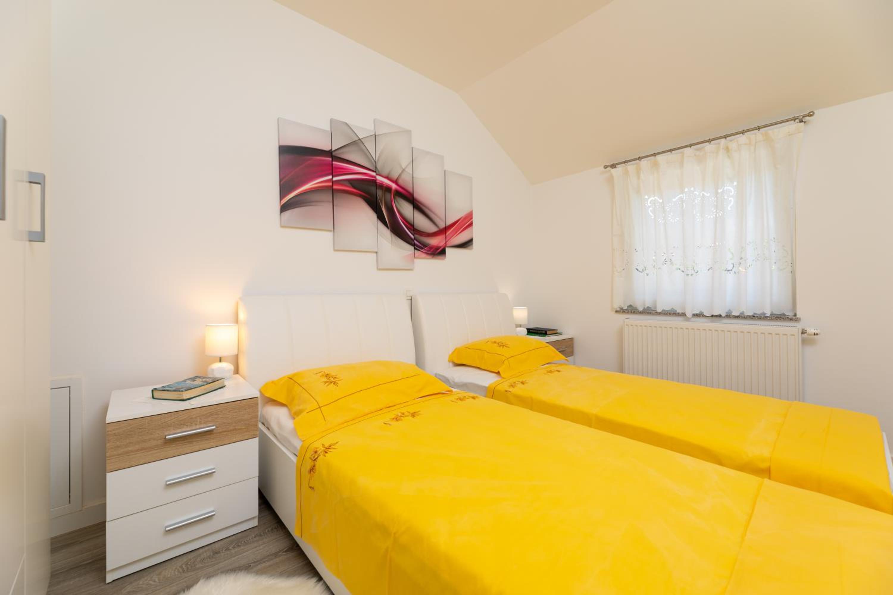 Apartment Gracia by EL-PI TOURS