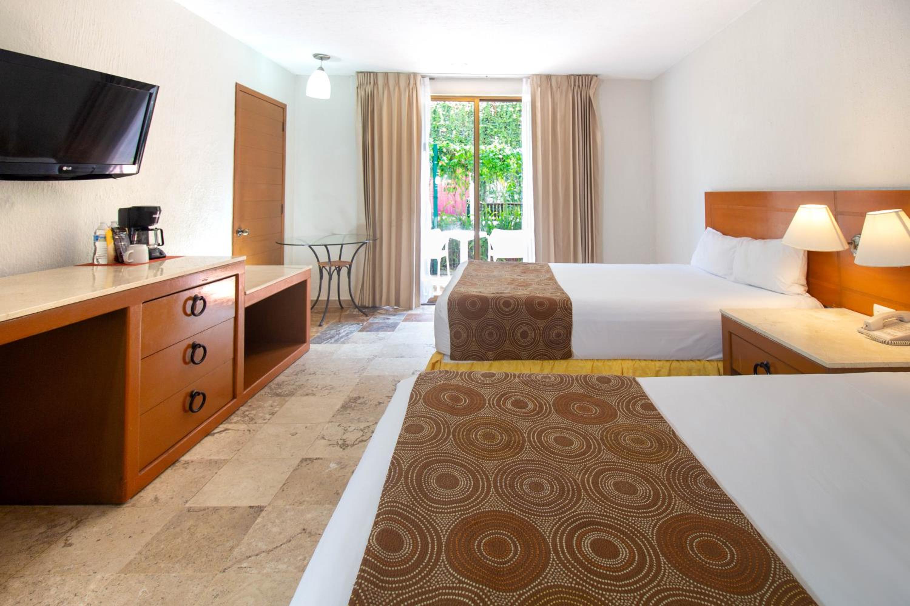 Puerto Vallarta Vacations - Plaza Pelicanos Club Beach Resort All Inclusive - Property Image 14