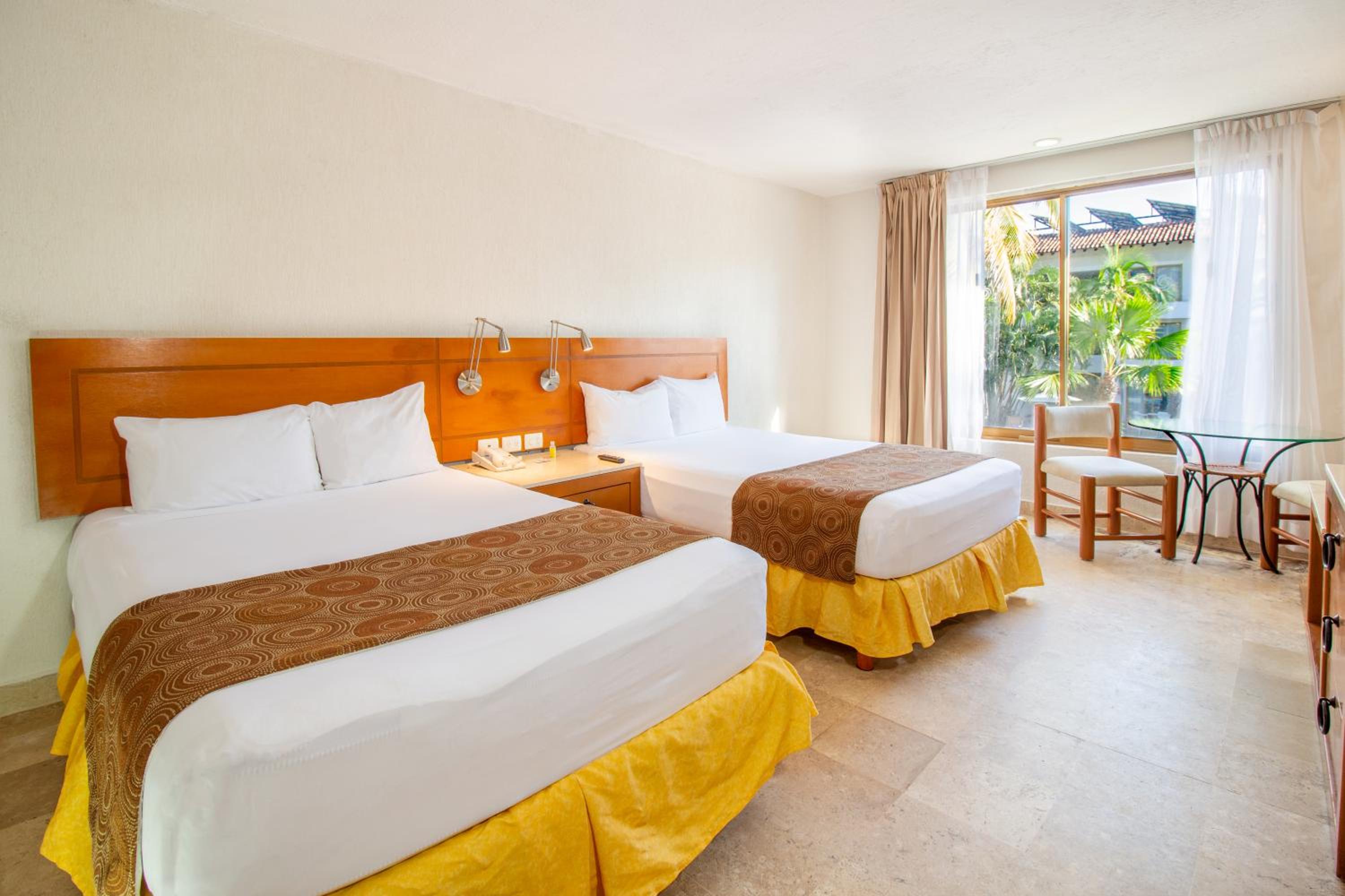 Puerto Vallarta Vacations - Plaza Pelicanos Club Beach Resort All Inclusive - Property Image 15