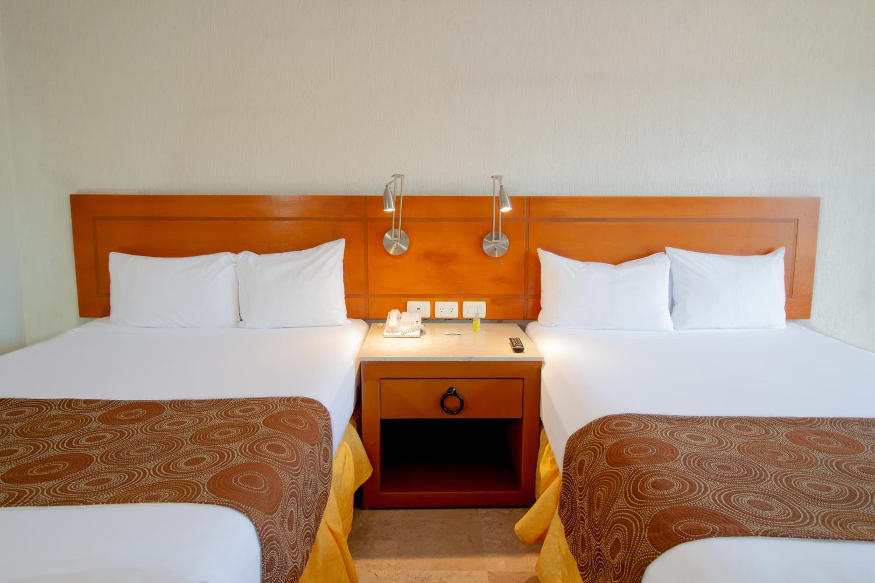 Puerto Vallarta Vacations - Plaza Pelicanos Club Beach Resort All Inclusive - Property Image 16