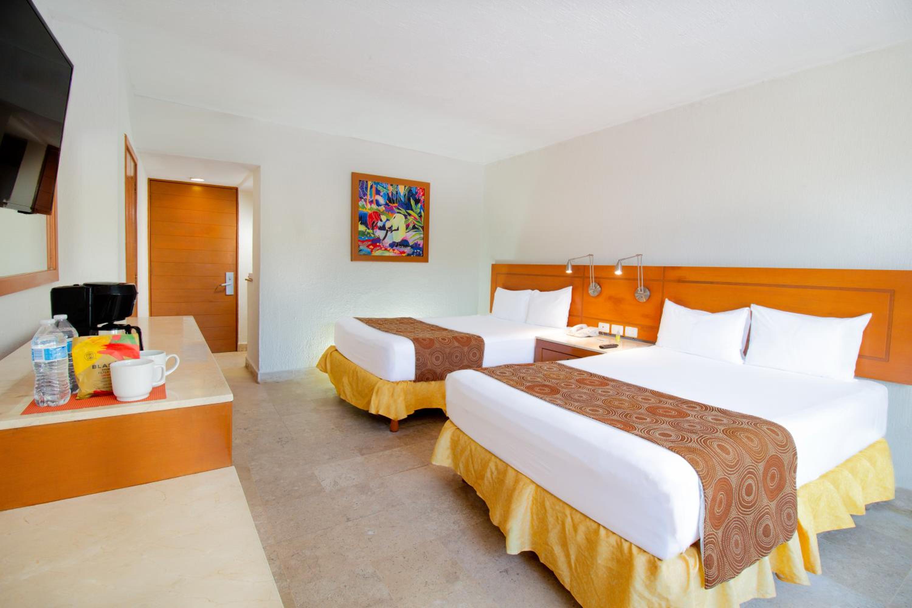 Puerto Vallarta Vacations - Plaza Pelicanos Club Beach Resort All Inclusive - Property Image 19