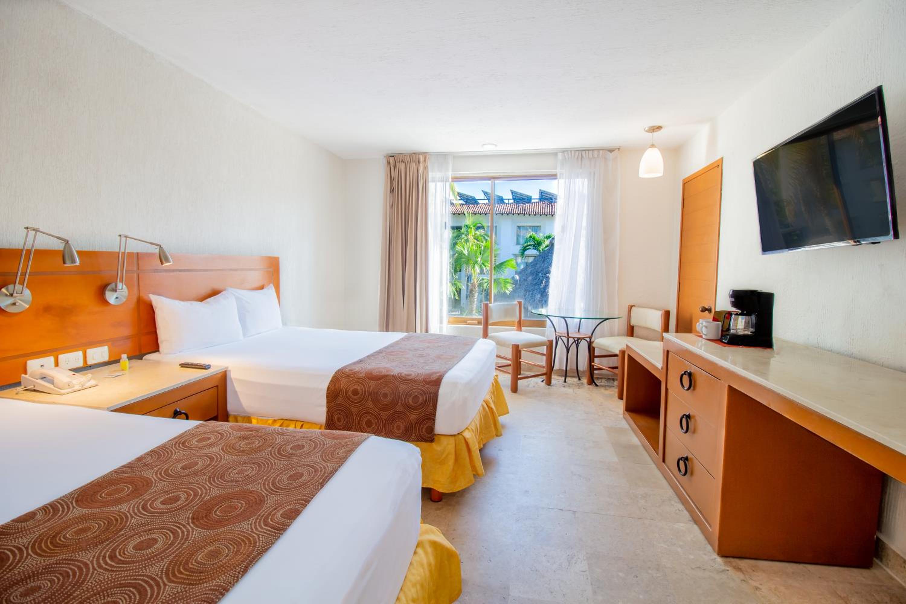 Puerto Vallarta Vacations - Plaza Pelicanos Club Beach Resort All Inclusive - Property Image 17