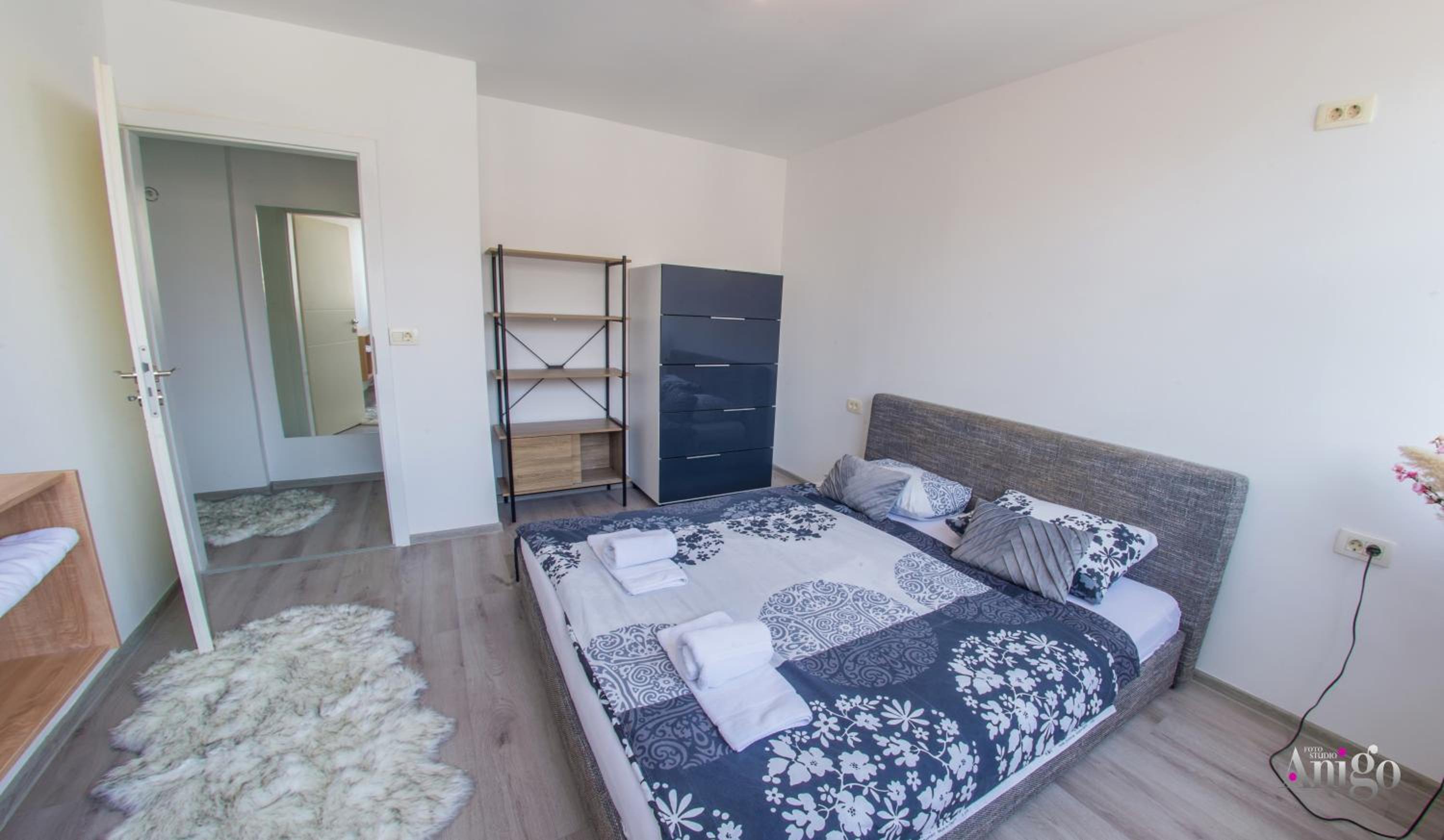 Apartments Pluton