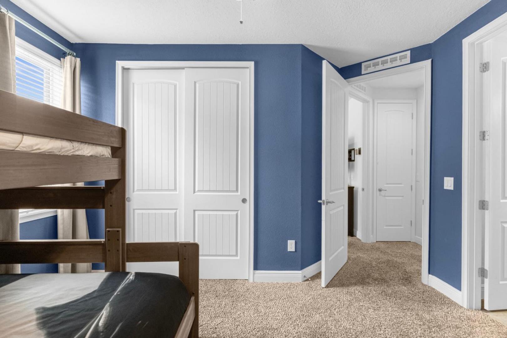 Your Dream Vacation Awaits Family 10-Bd Villa