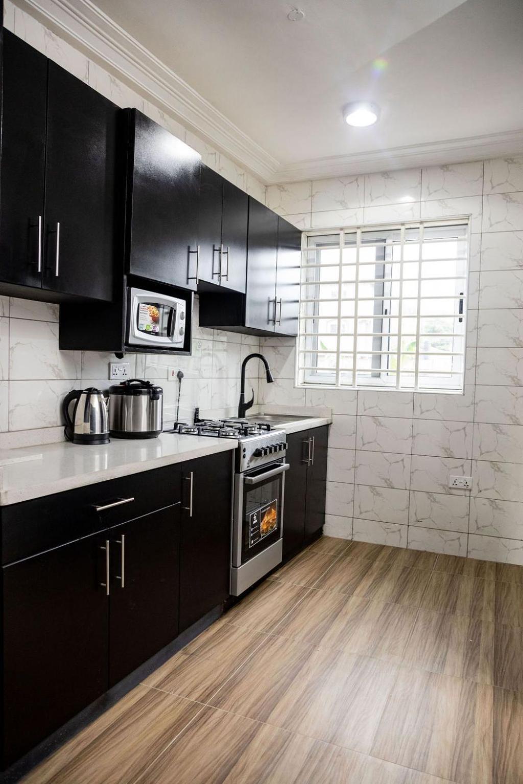 Richview Luxury Apartment