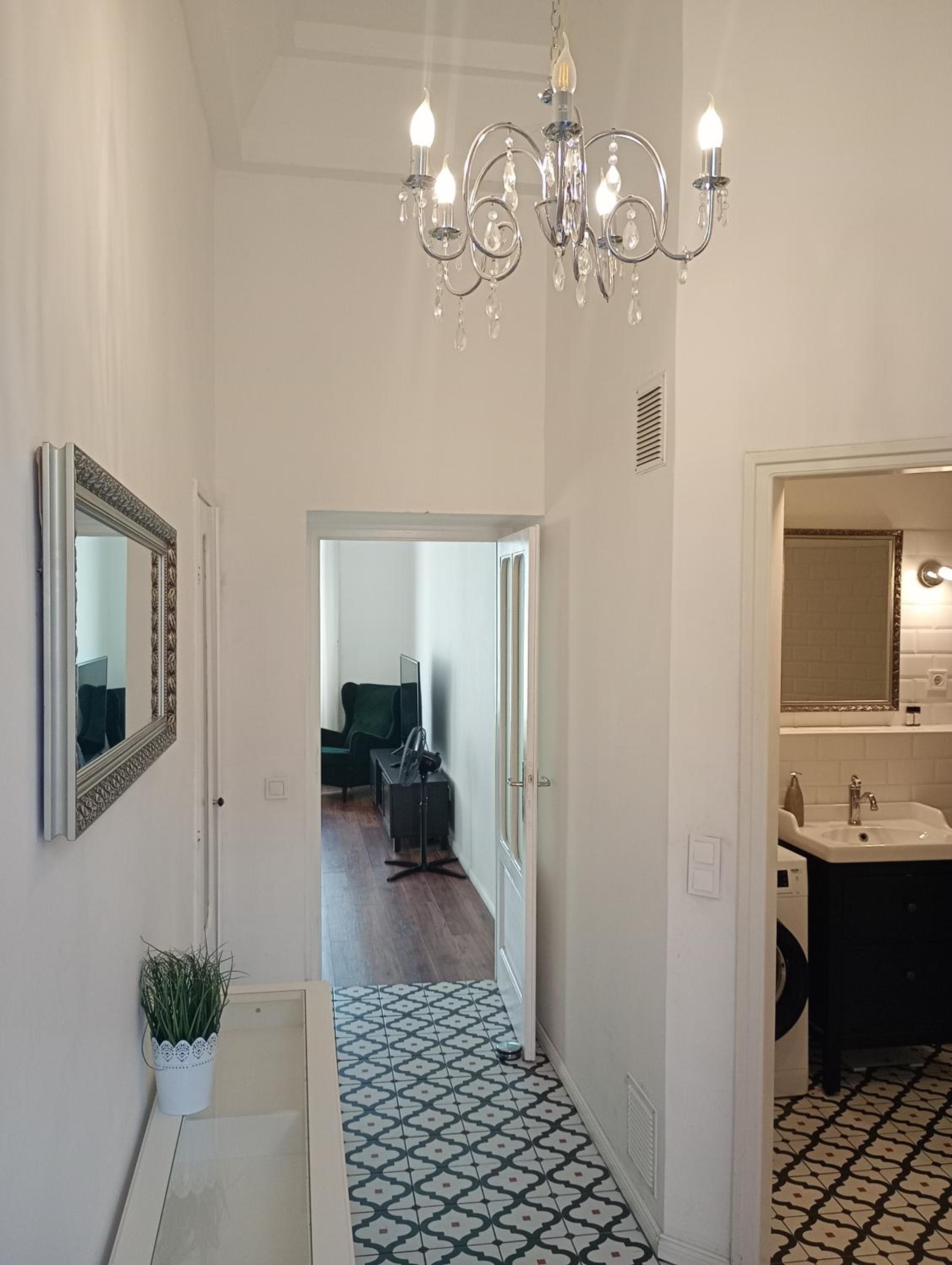 DFive Csengery Apartment view 4