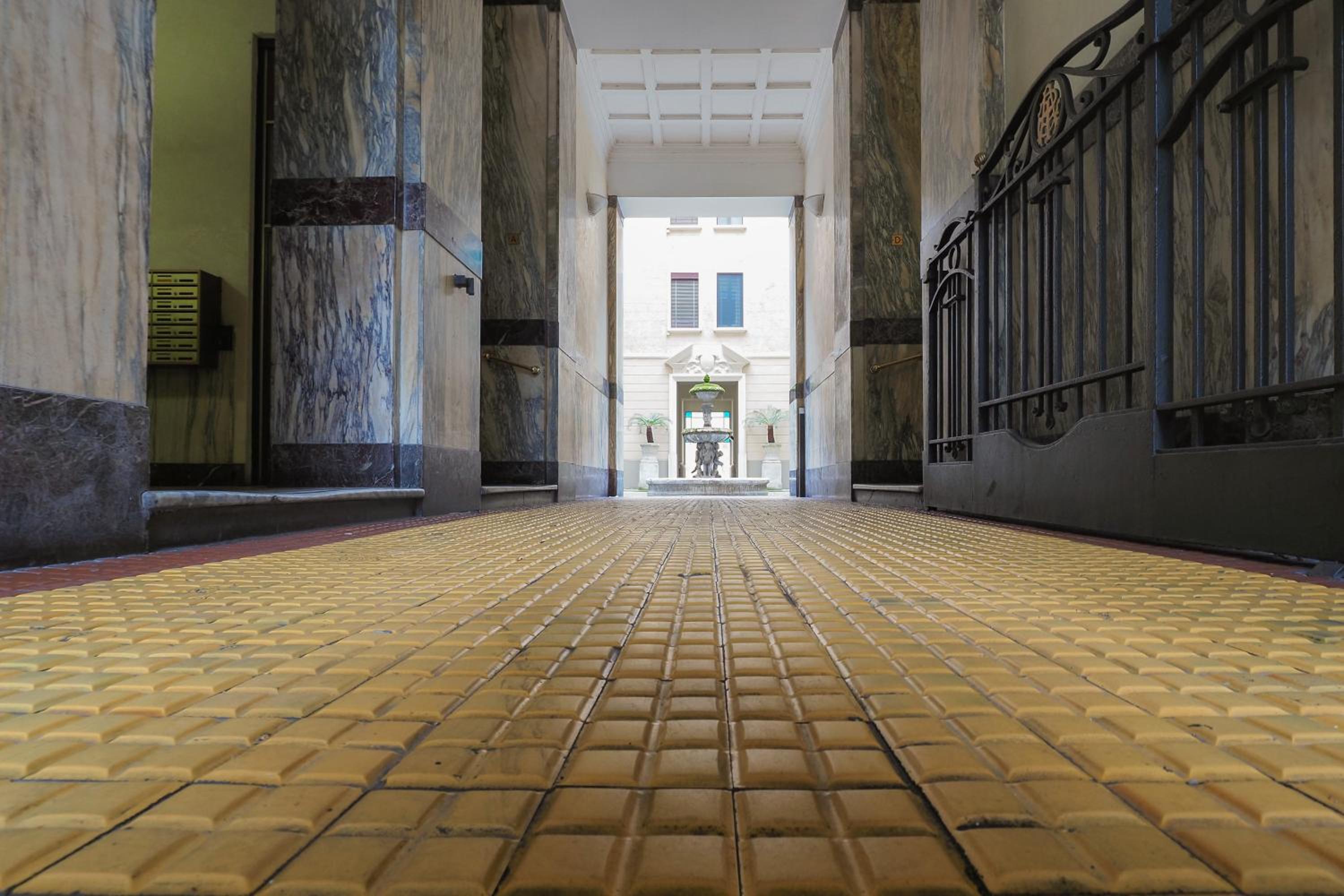 PrimoPiano - Piazza Napoli