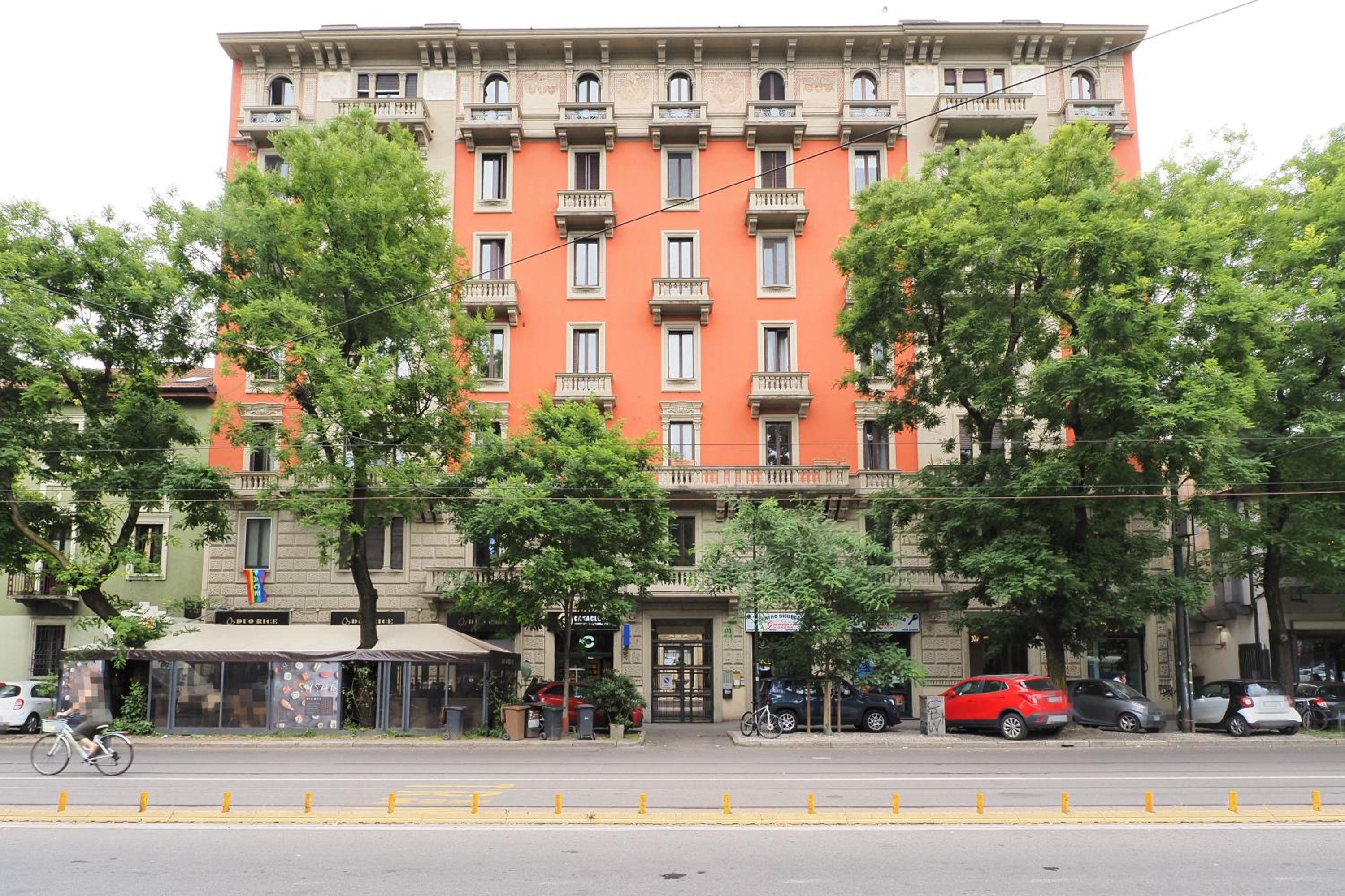 PrimoPiano - Piazza Napoli
